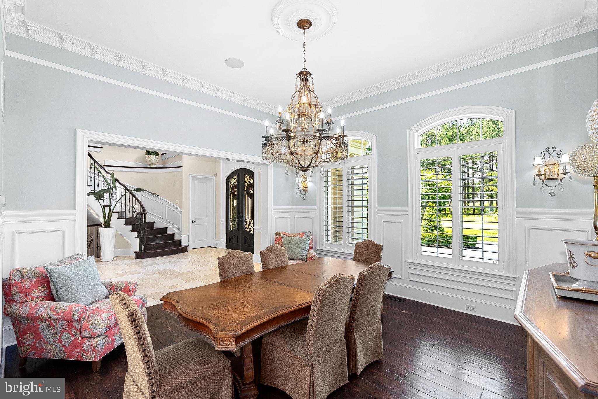 ESTATES @ CREIGHTON FARM - Residential