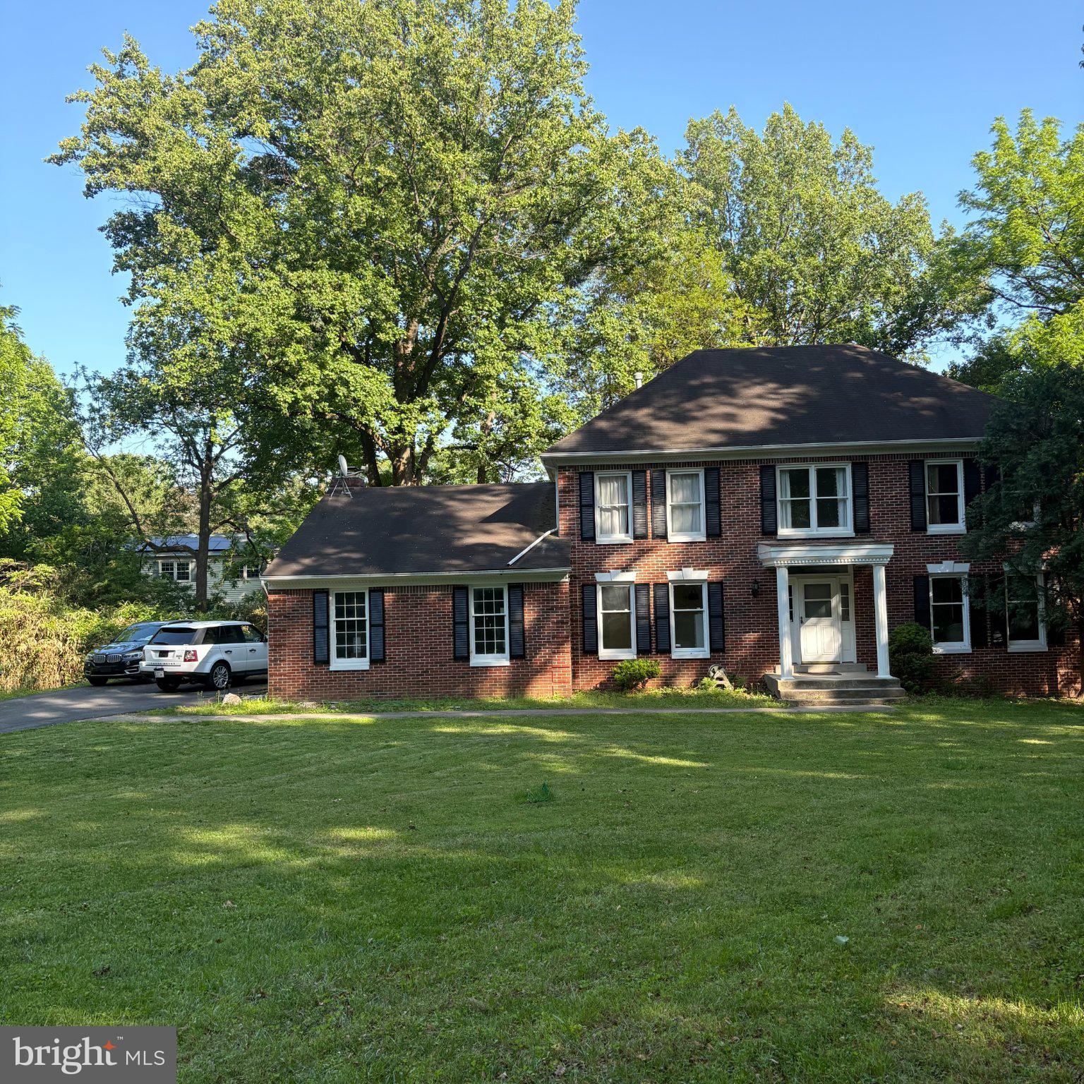 CAMELOT - Residential