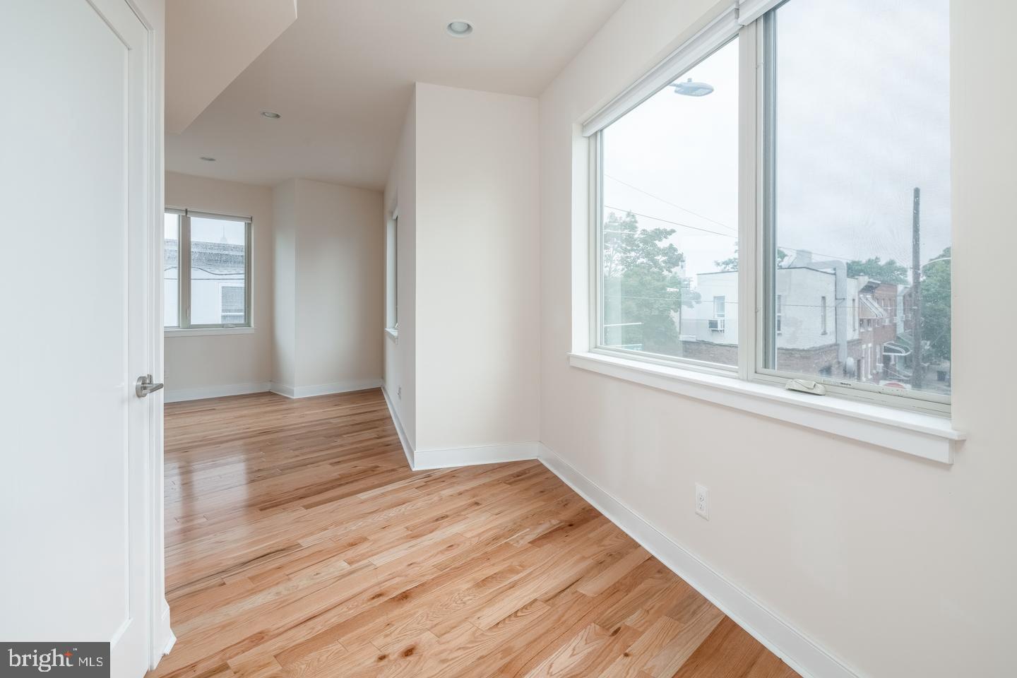 POINT BREEZE - Residential Lease