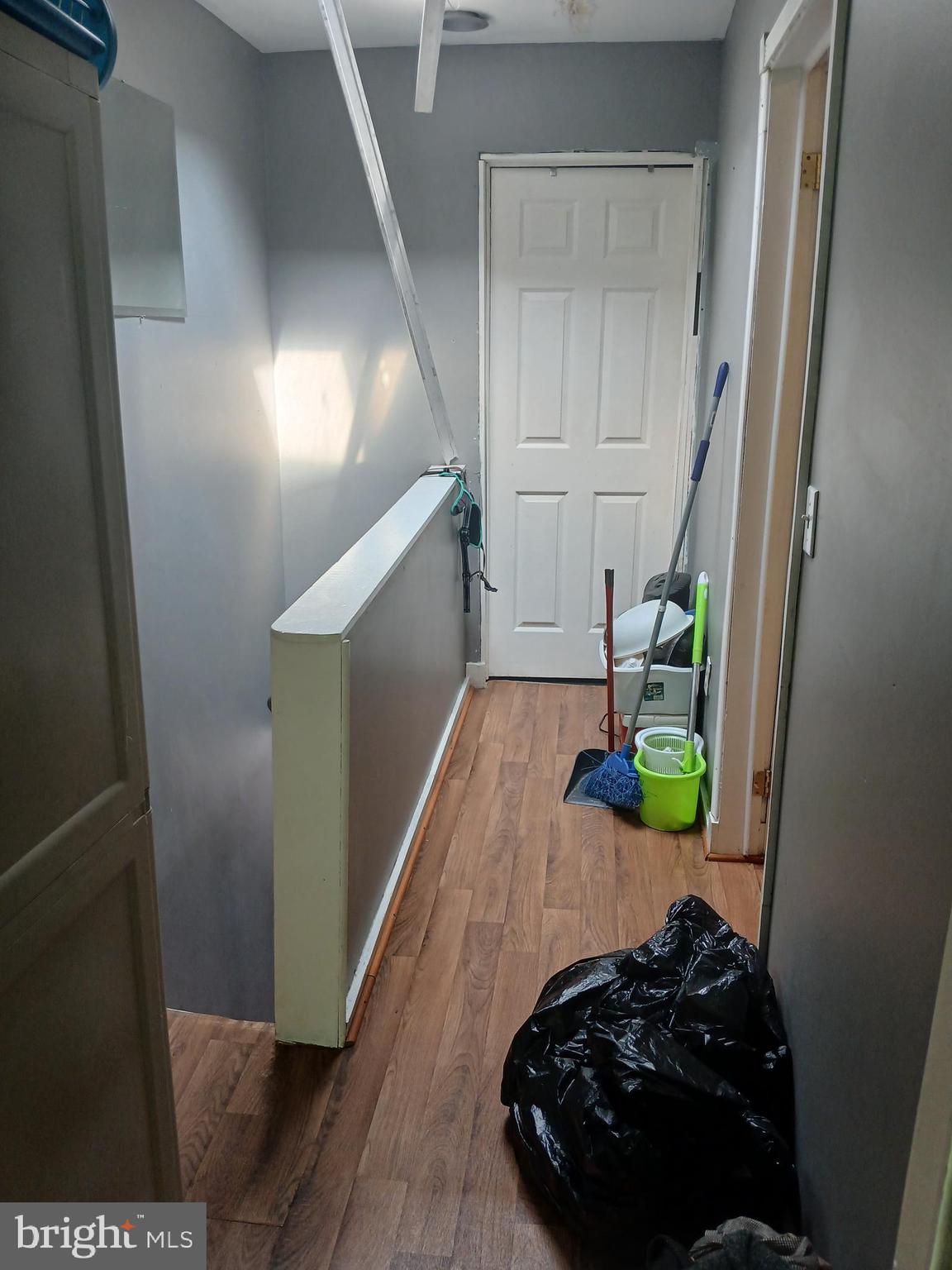 BROADWAY EAST - Residential