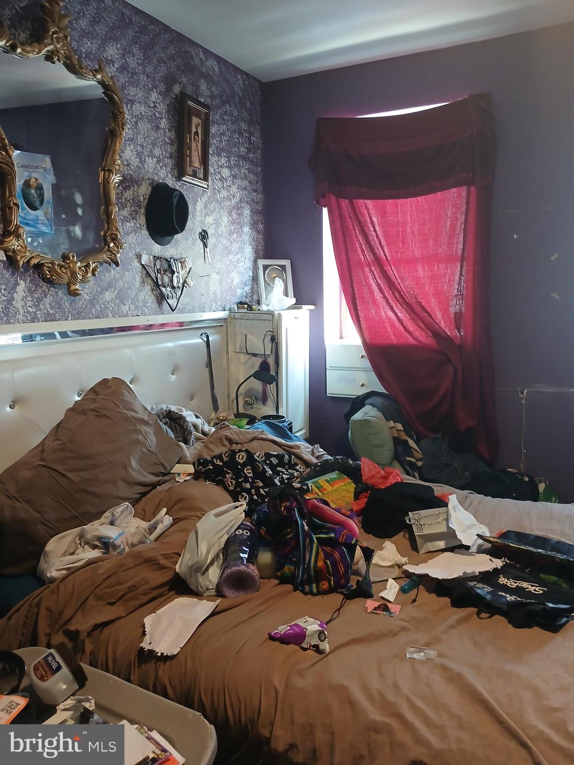 BROADWAY EAST - Residential