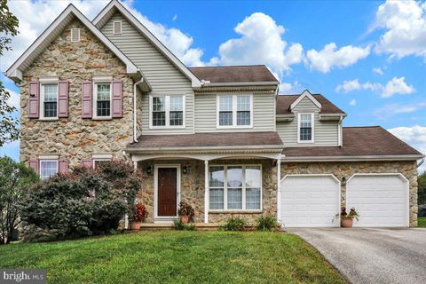 Photo of 74 Apple Blossom Drive, LANCASTER, PA 17602 (MLS # PALA2077662)