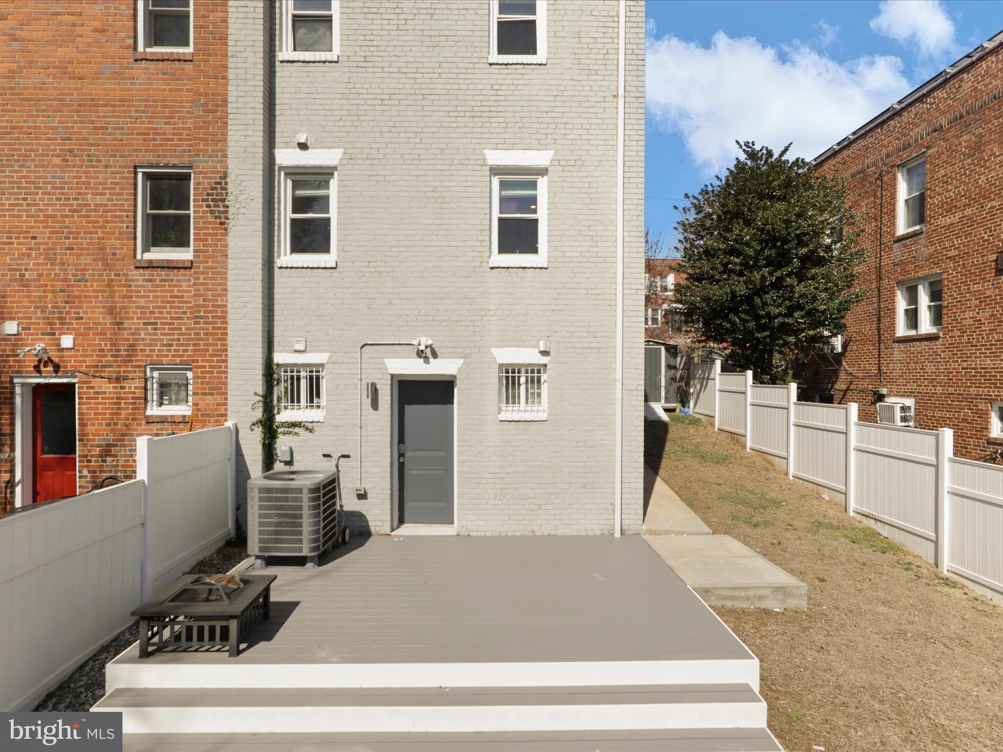 CONGRESS HEIGHTS - Residential