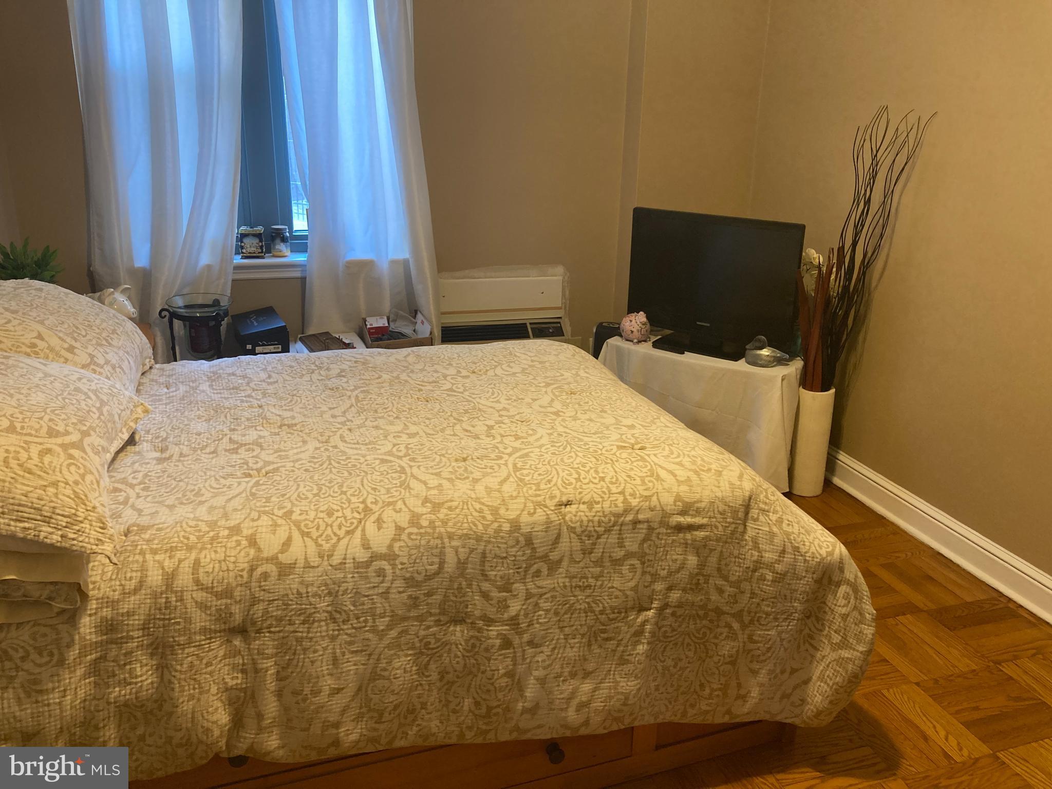 FAIRMOUNT - Residential Lease