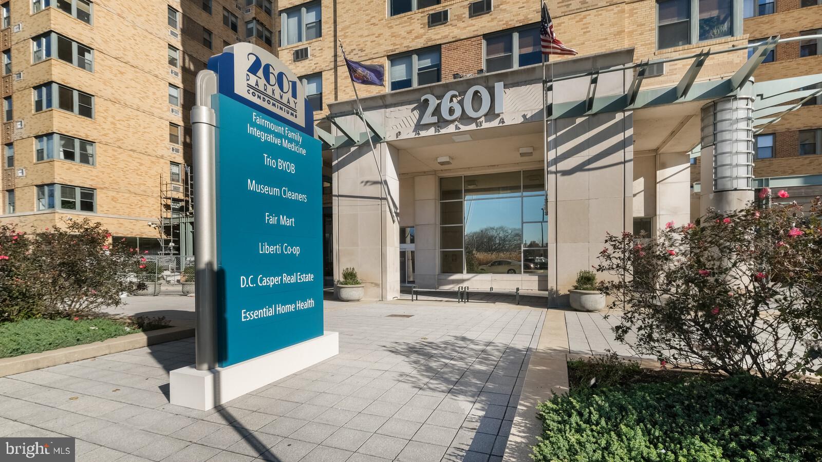 FAIRMOUNT - Residential Lease