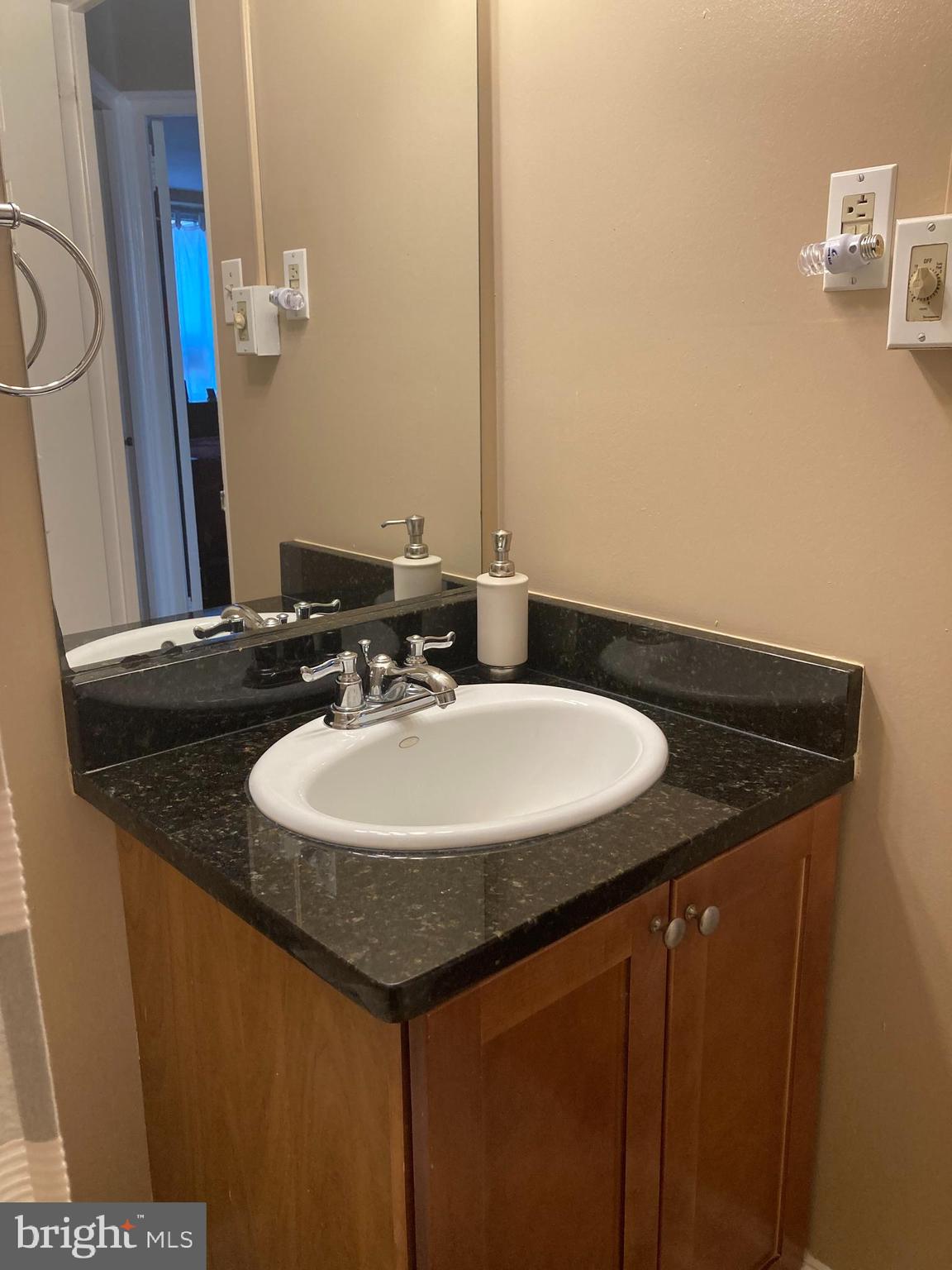 FAIRMOUNT - Residential Lease