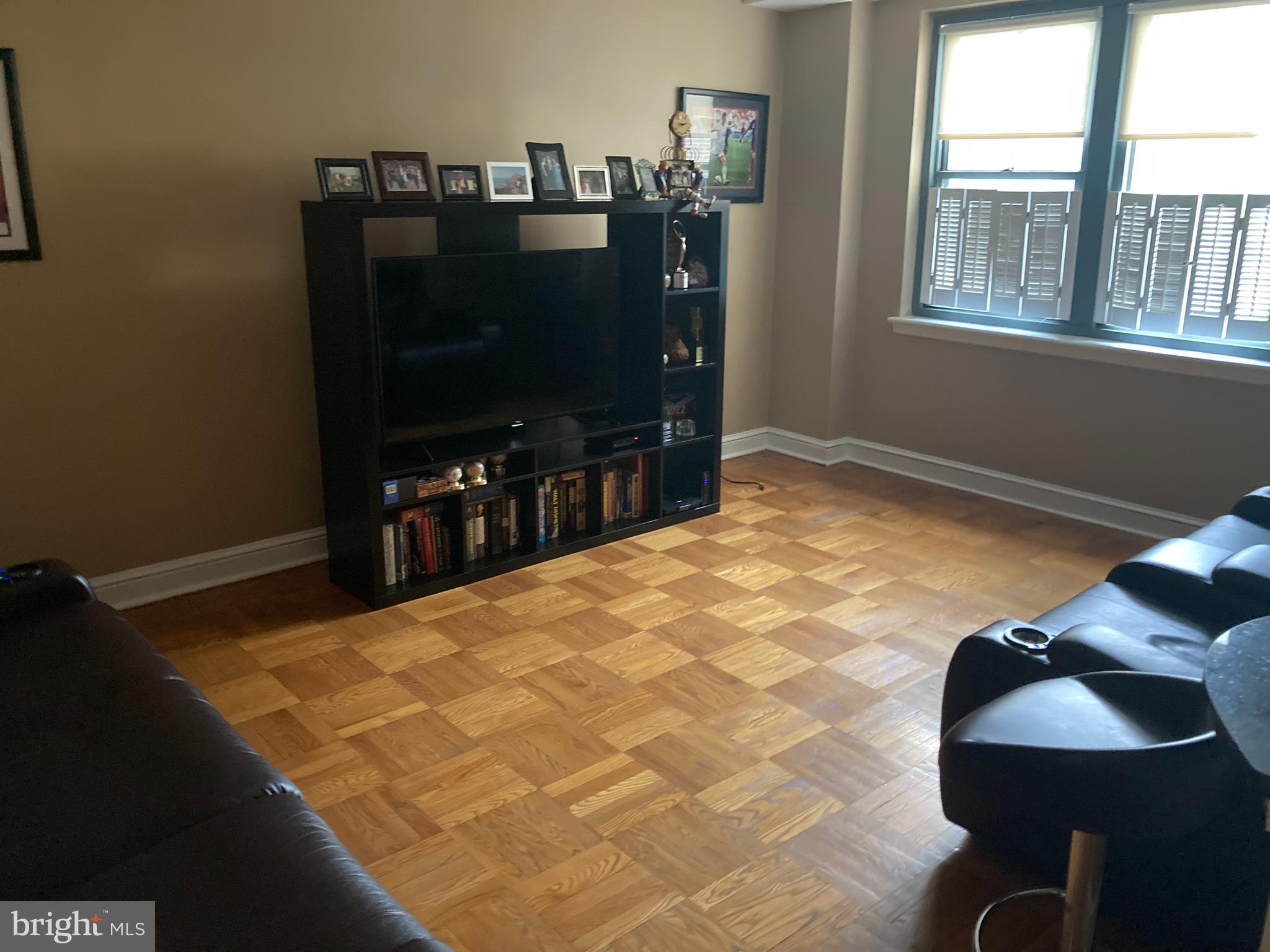 FAIRMOUNT - Residential Lease