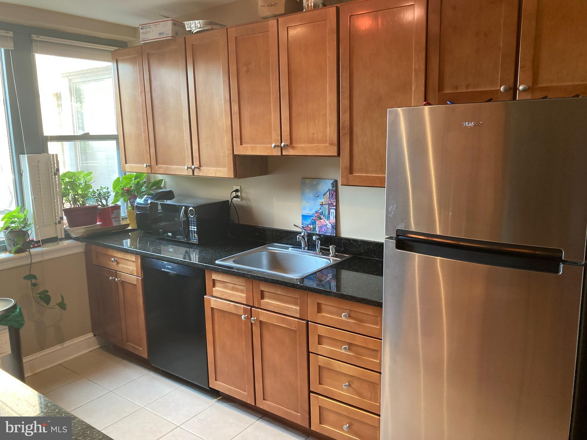 FAIRMOUNT - Residential Lease