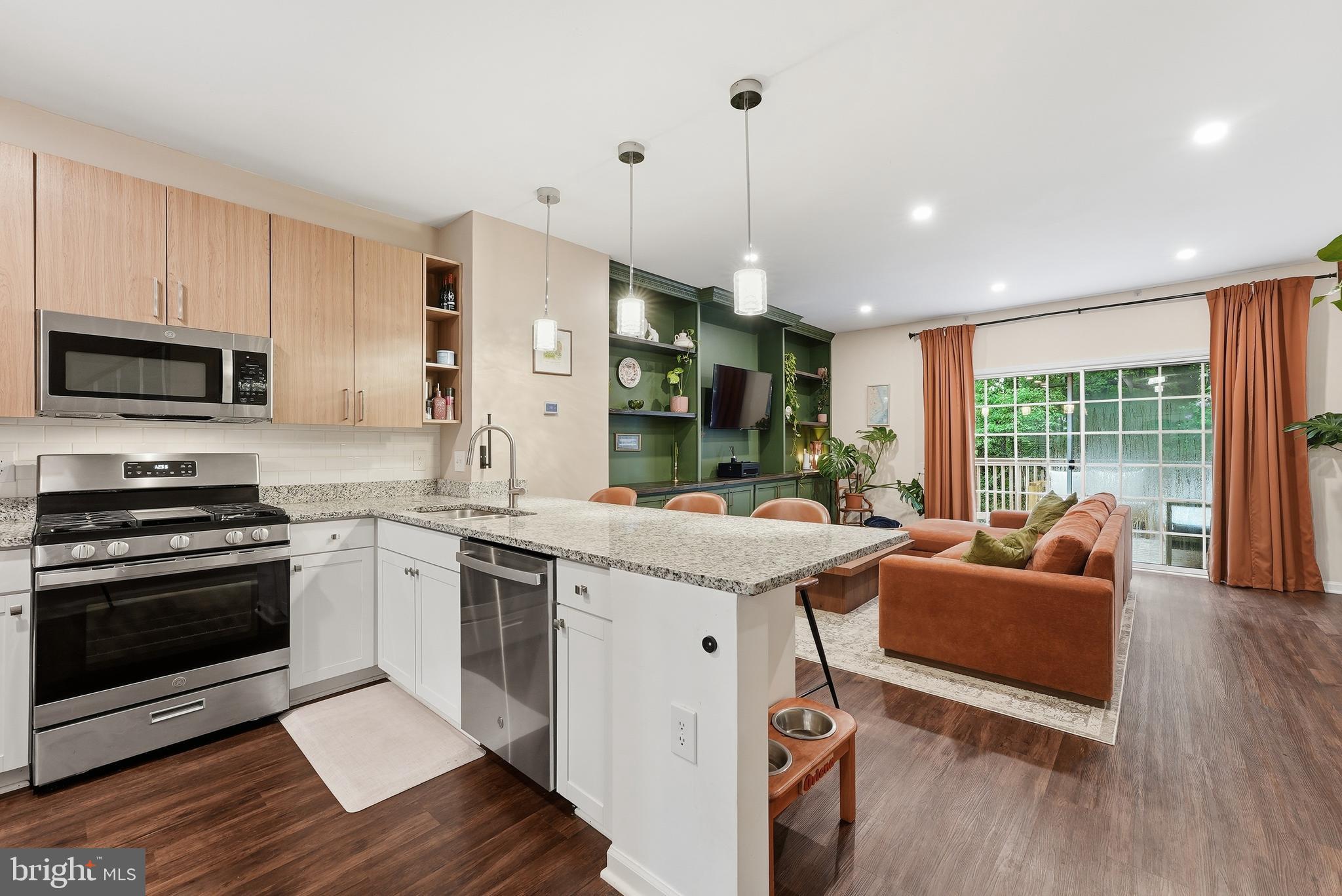 7154 WESTFIELD COURT