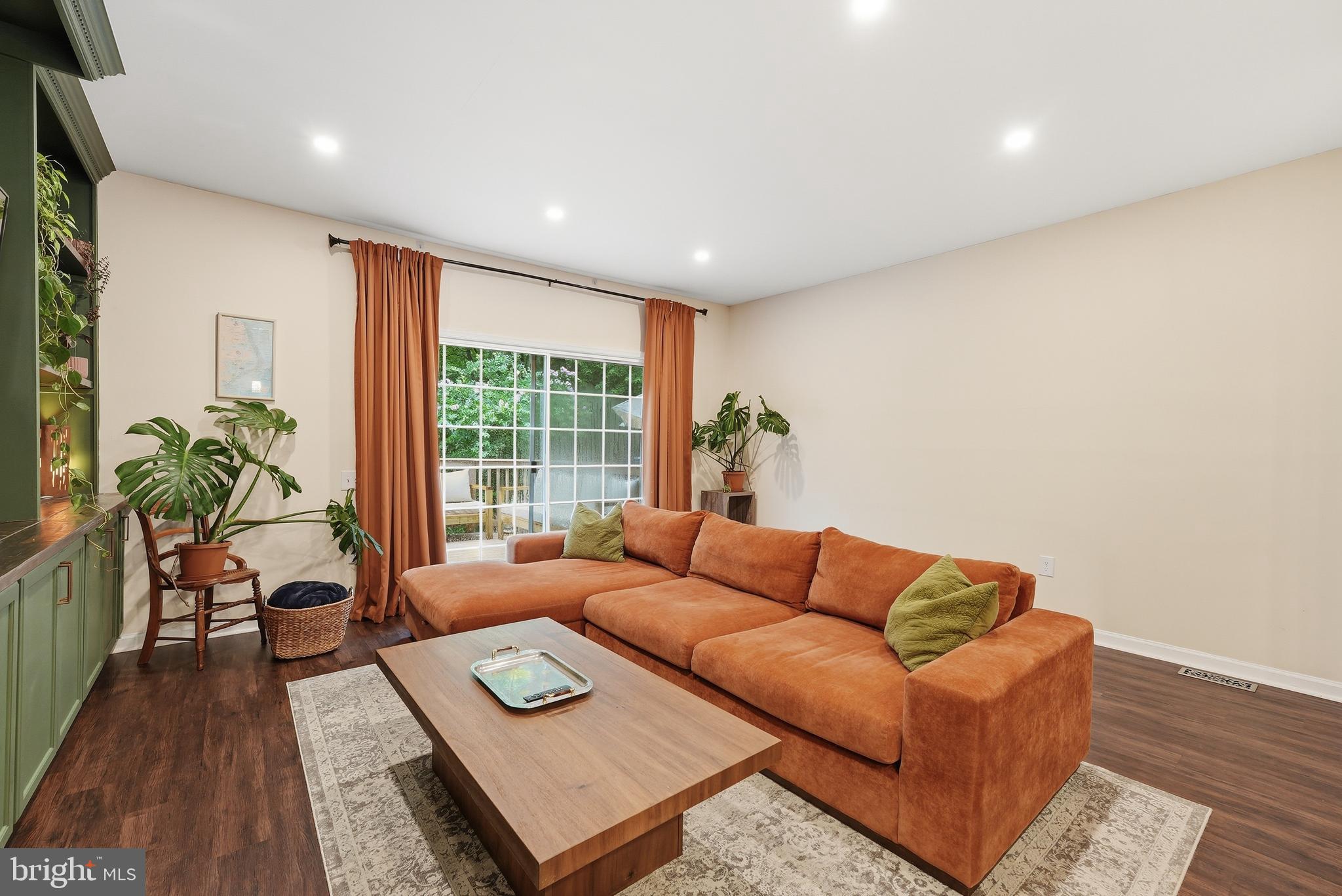 7154 WESTFIELD COURT