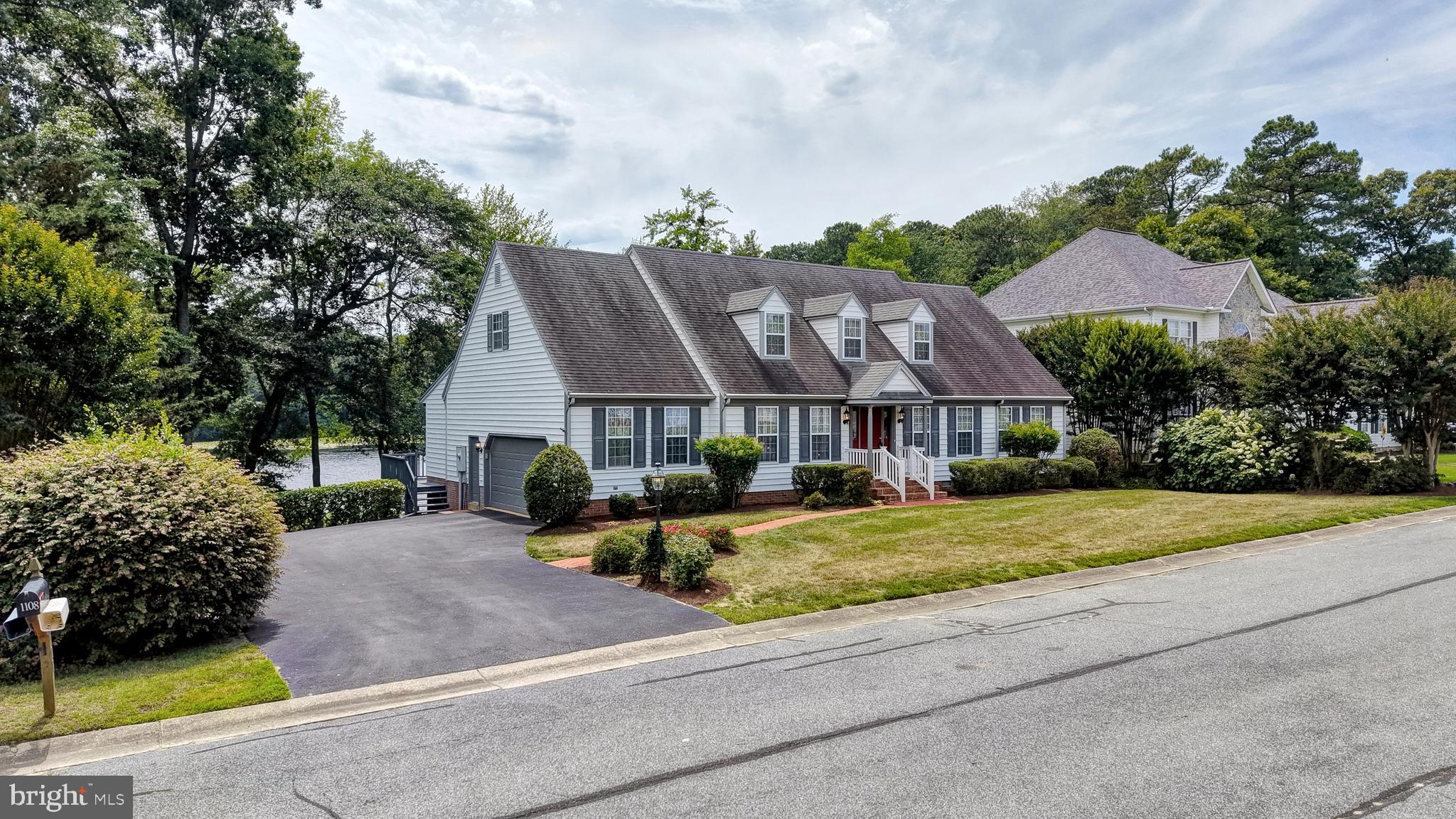 1108 GRANBYS RUN