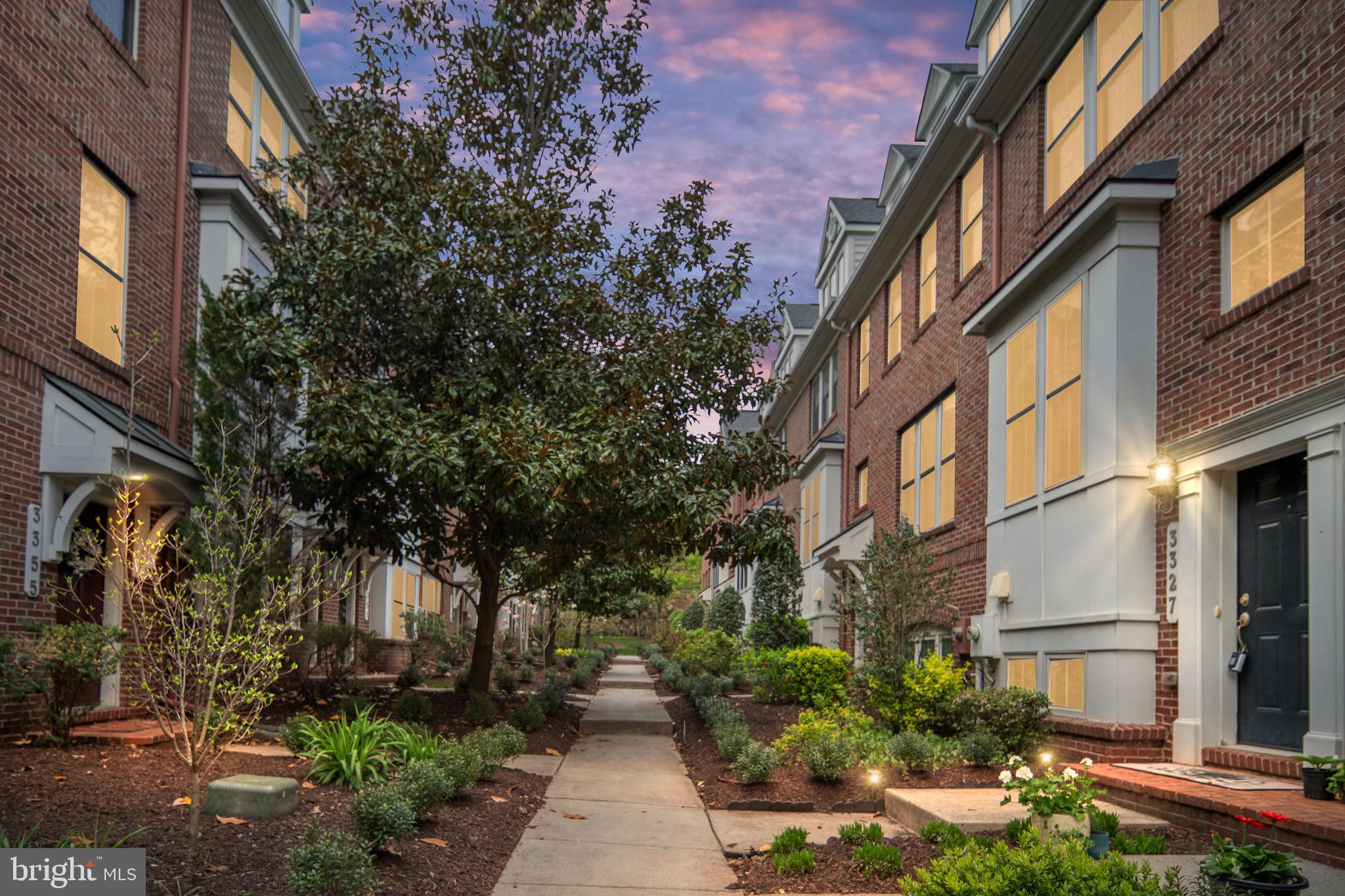 SHIRLINGTON CREST - Residential