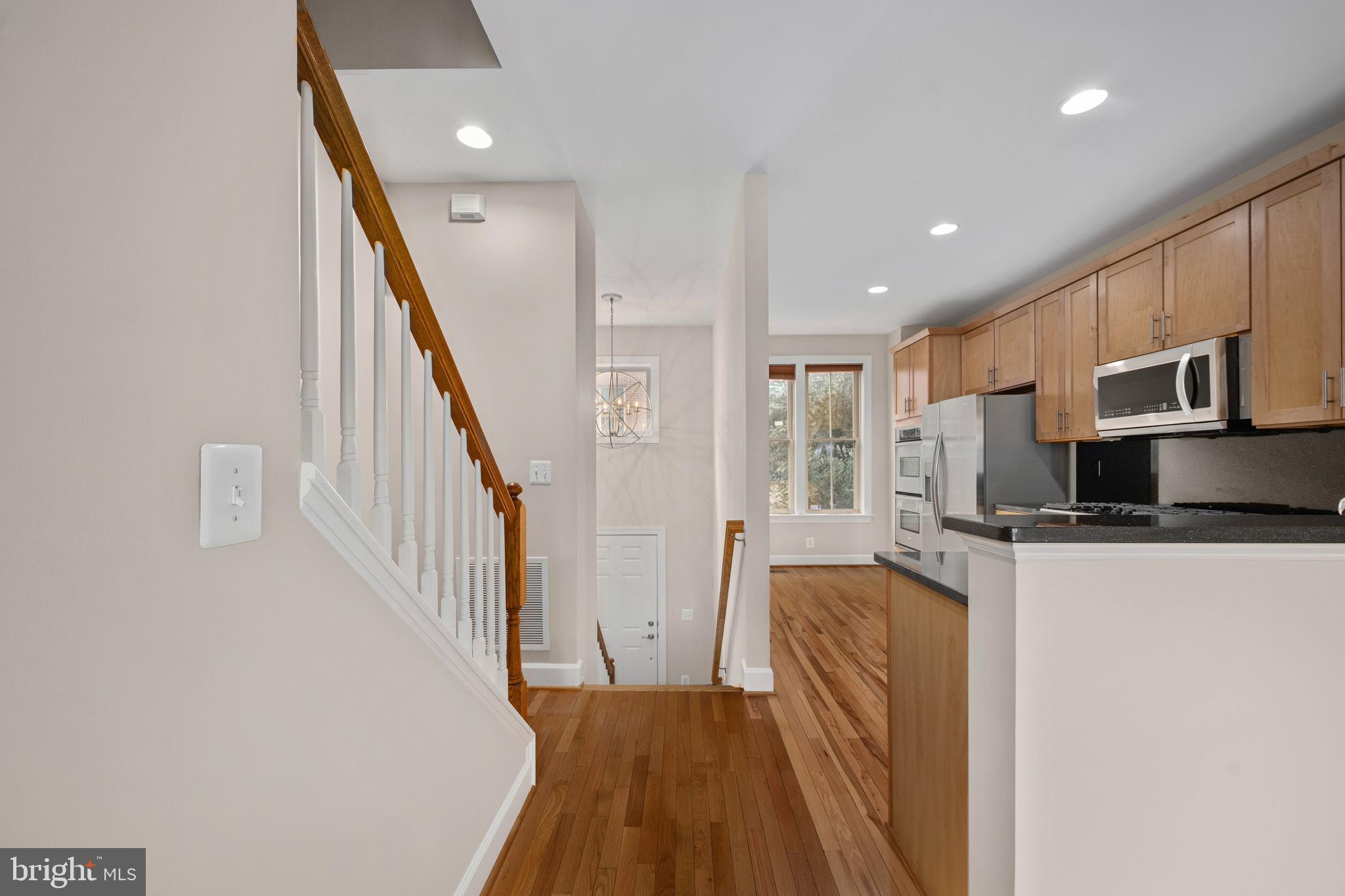 SHIRLINGTON CREST - Residential