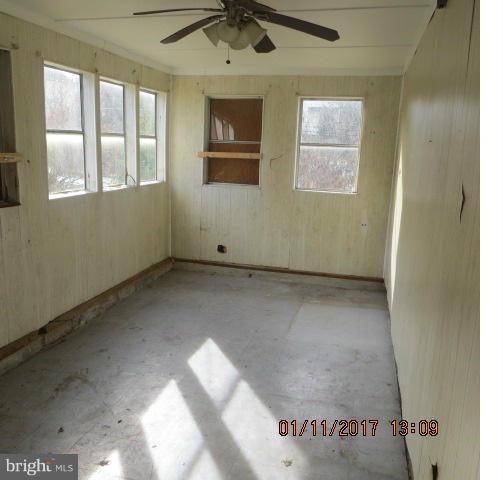 RIVIERA ISLE - Residential