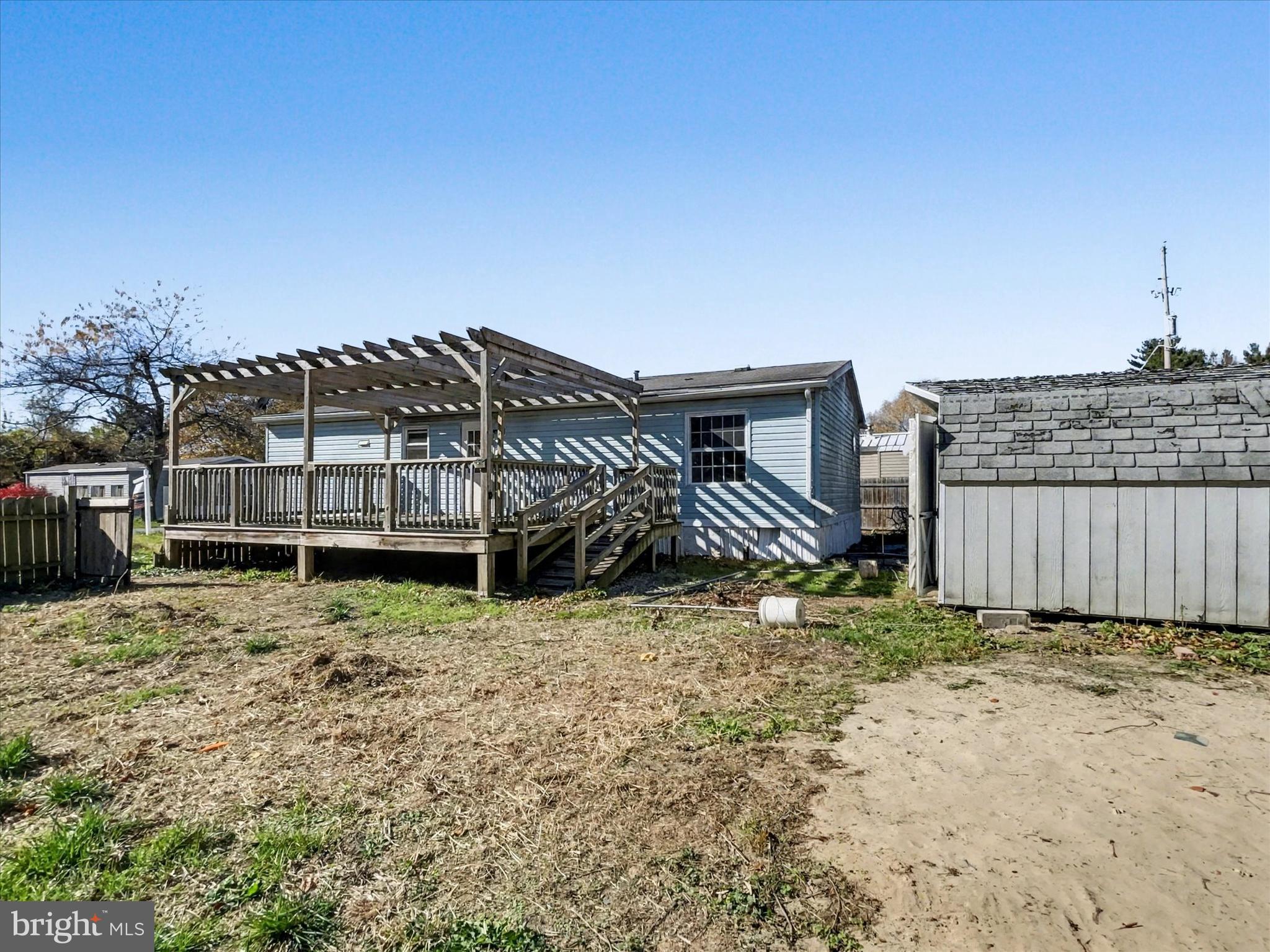 1680 WOOD CREST LANE