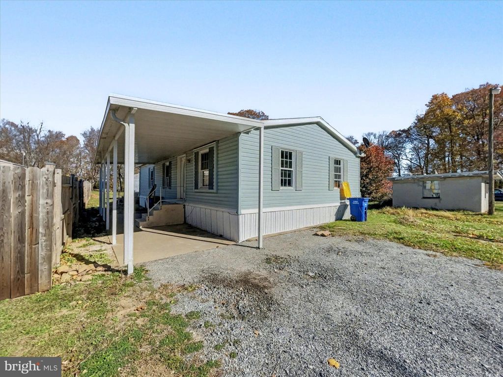 Photo of 1680 Wood Crest Lane, GLEN ROCK, PA 17327 (MLS # PAYK2093064)