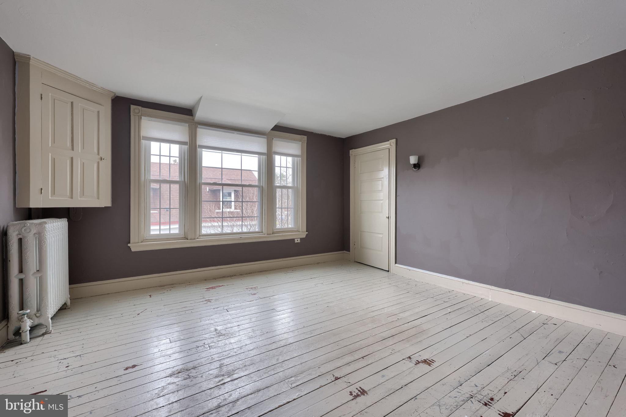 SCHOOL LANE HILLS - Residential