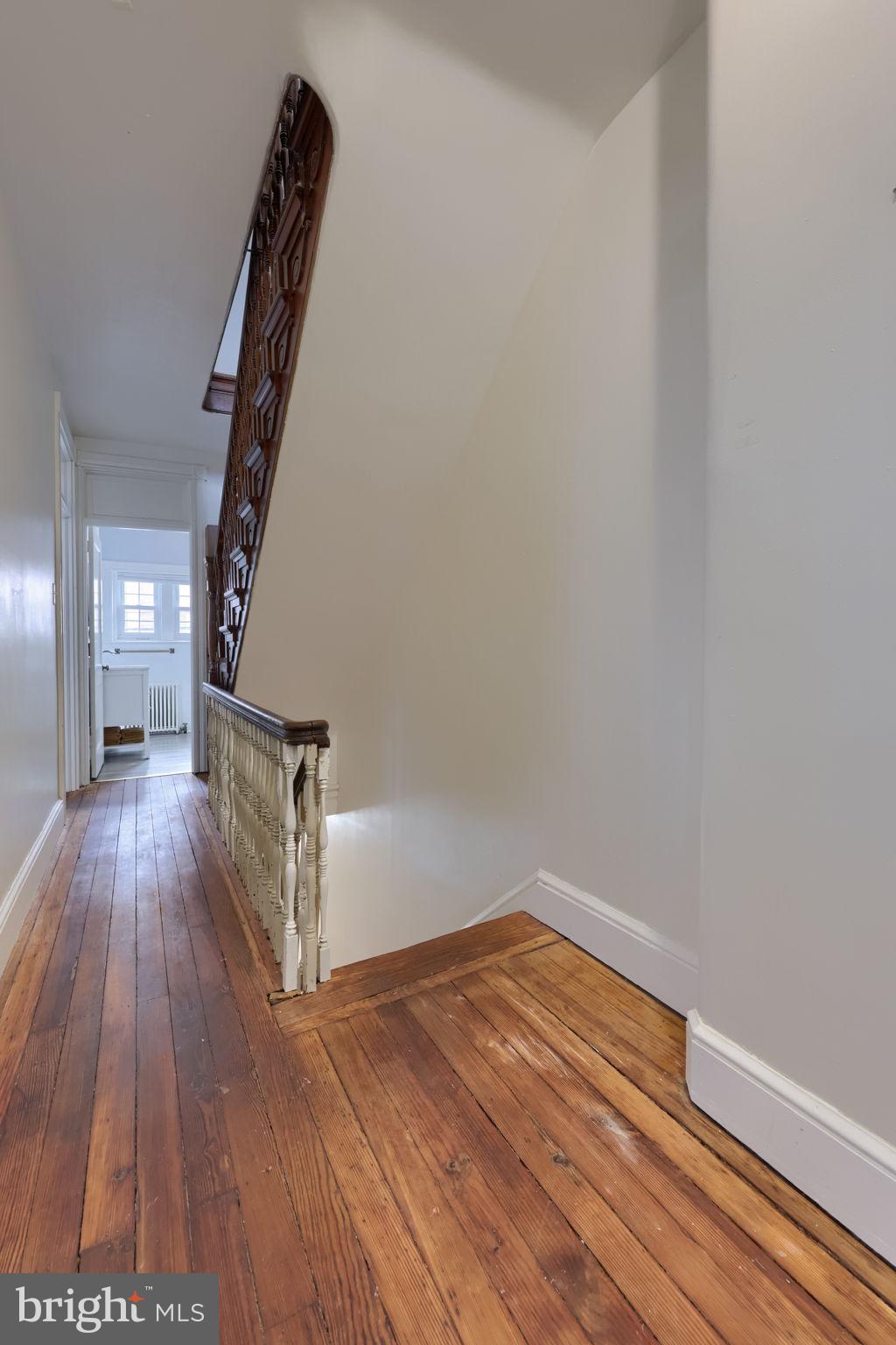 SCHOOL LANE HILLS - Residential