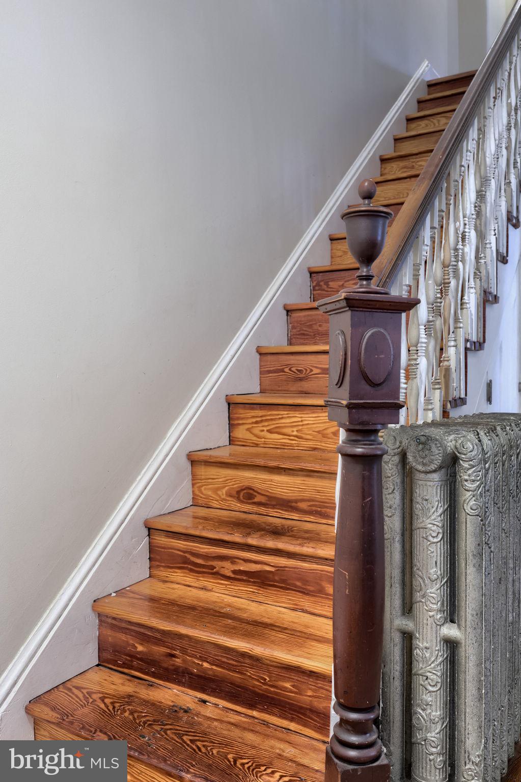 SCHOOL LANE HILLS - Residential