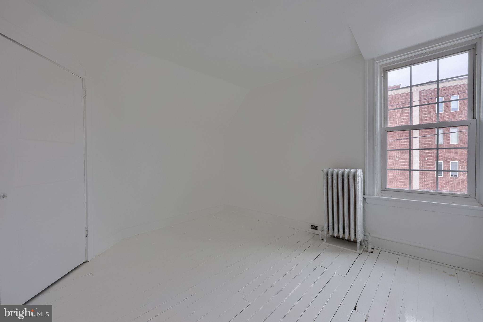 SCHOOL LANE HILLS - Residential