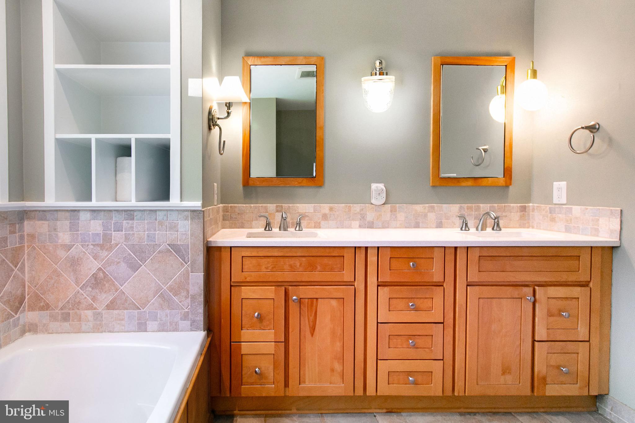 POPLAR TREE ESTATES - Residential