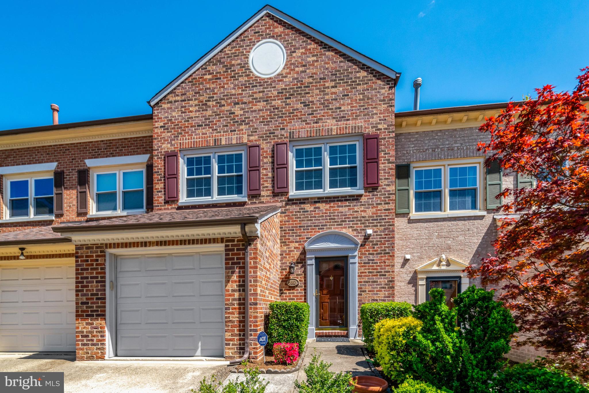 5883 WOODFIELD ESTATES DRIVE