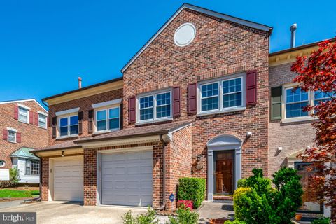 5883 WOODFIELD ESTATES DRIVE ALEXANDRIA VA 22310