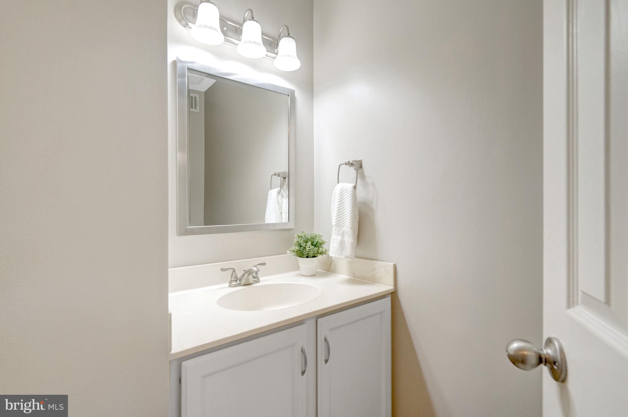 5883 WOODFIELD ESTATES DRIVE