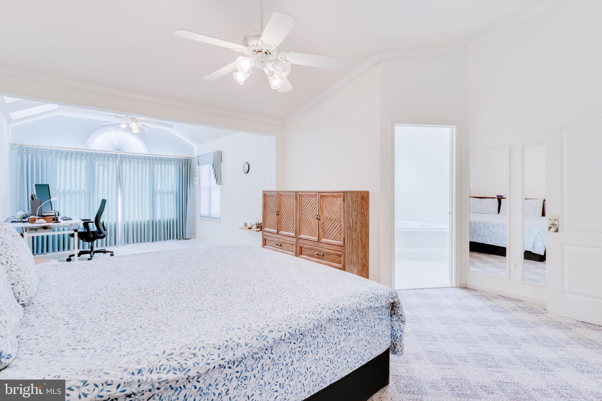 ASHBURN FARM - Residential Lease