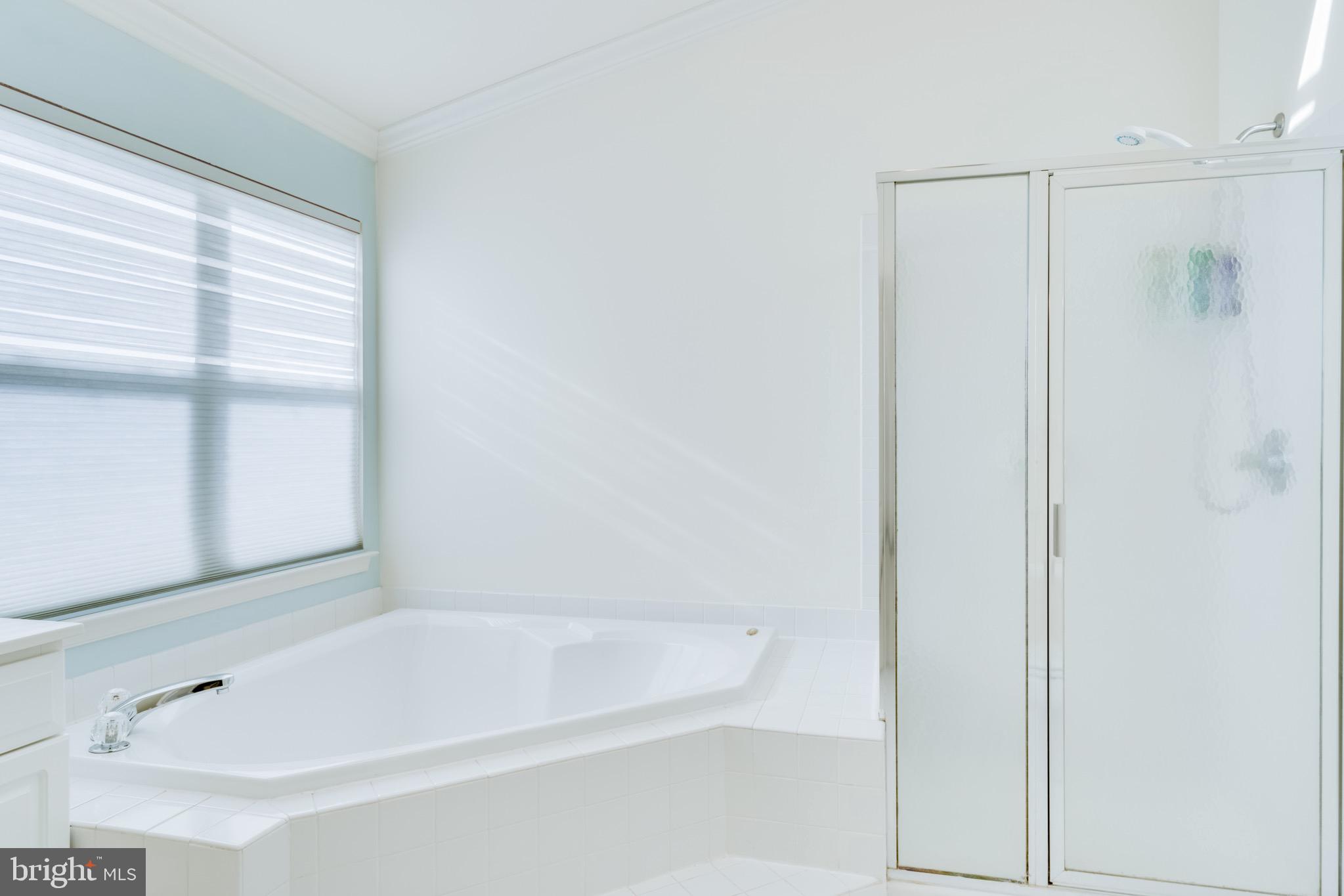 ASHBURN FARM - Residential Lease