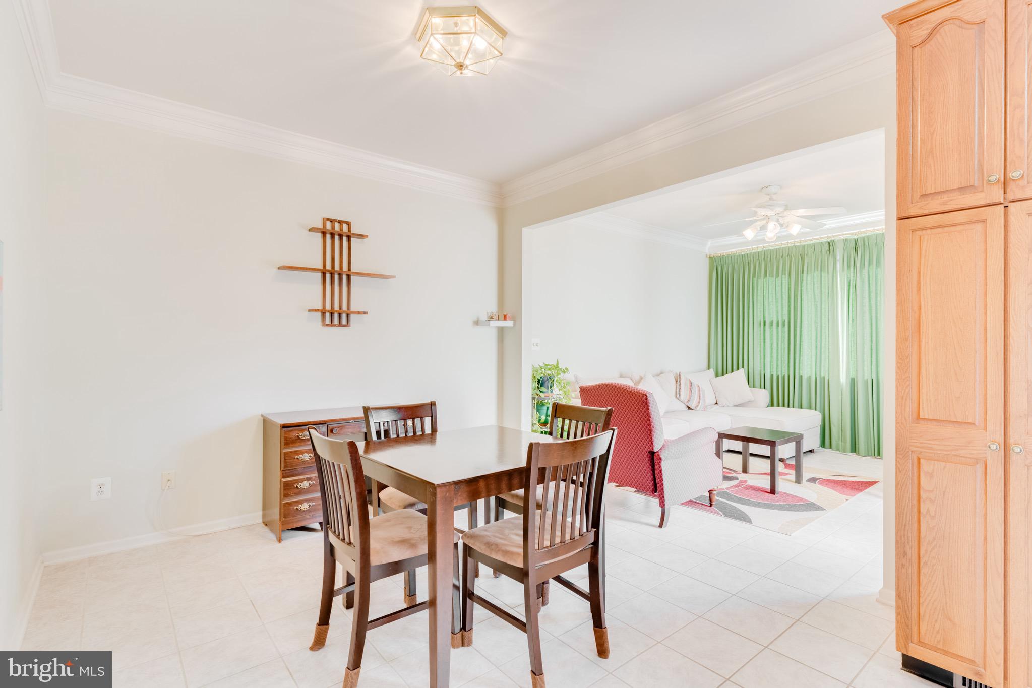 ASHBURN FARM - Residential Lease