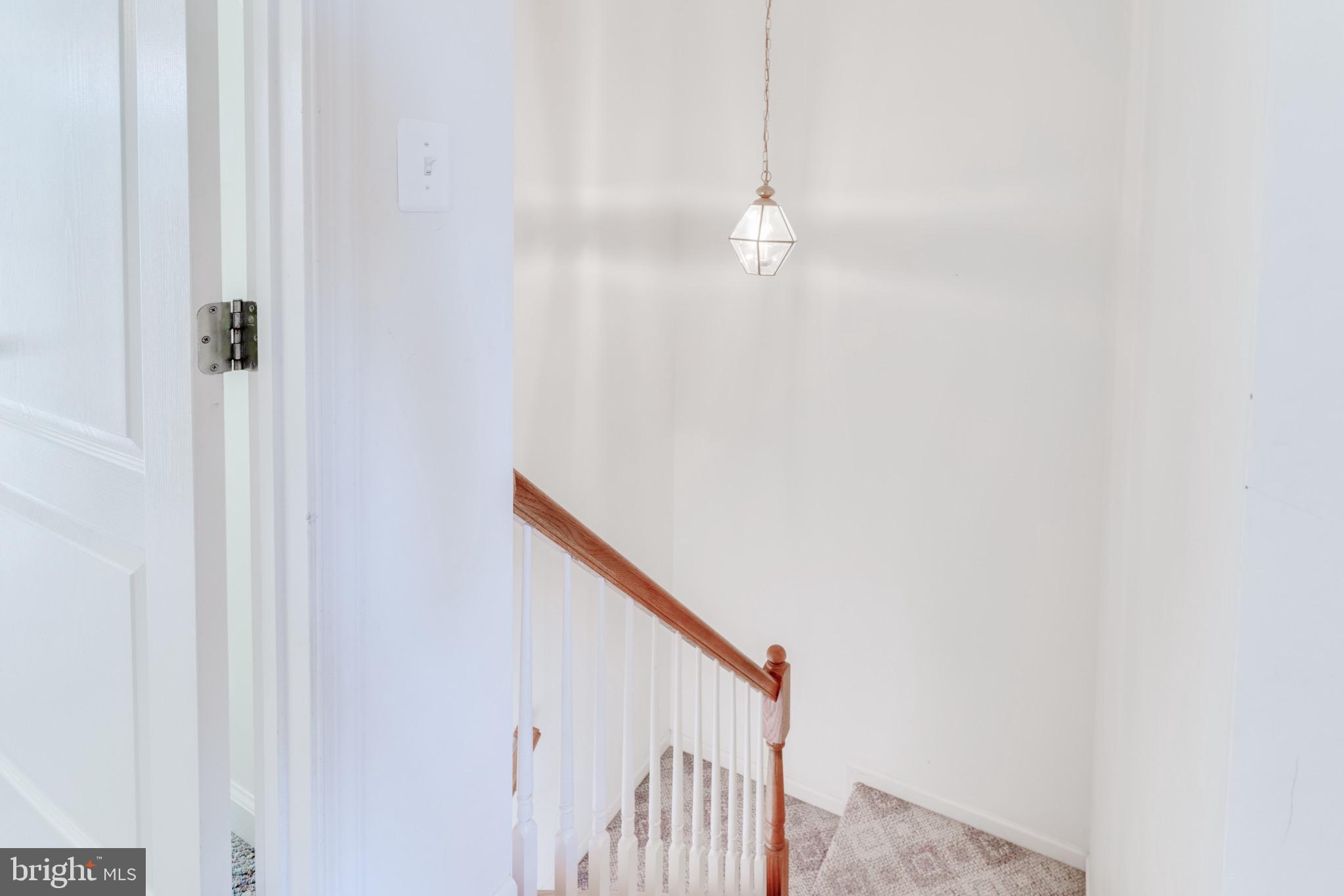 ASHBURN FARM - Residential Lease