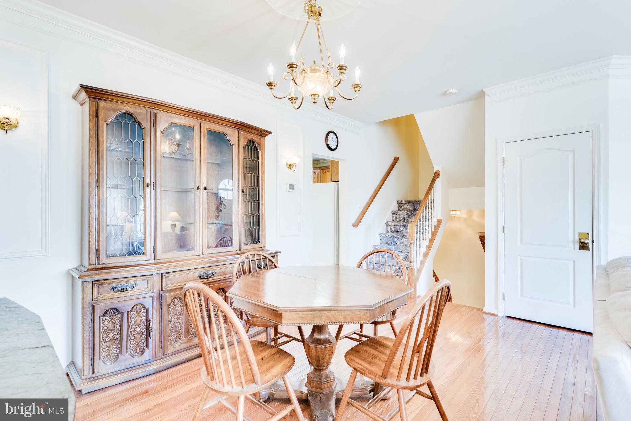 ASHBURN FARM - Residential Lease