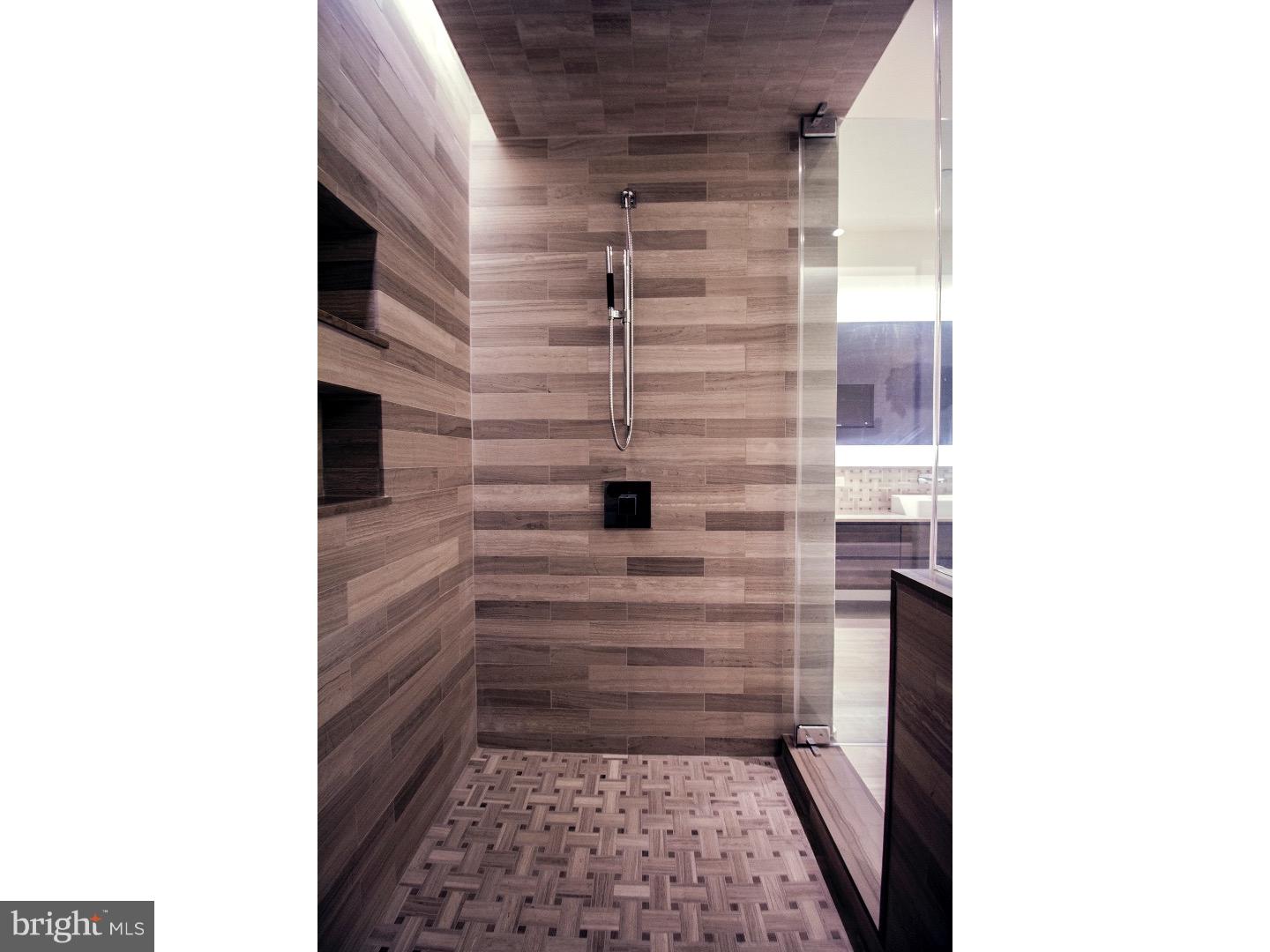 CENTER CITY - Residential