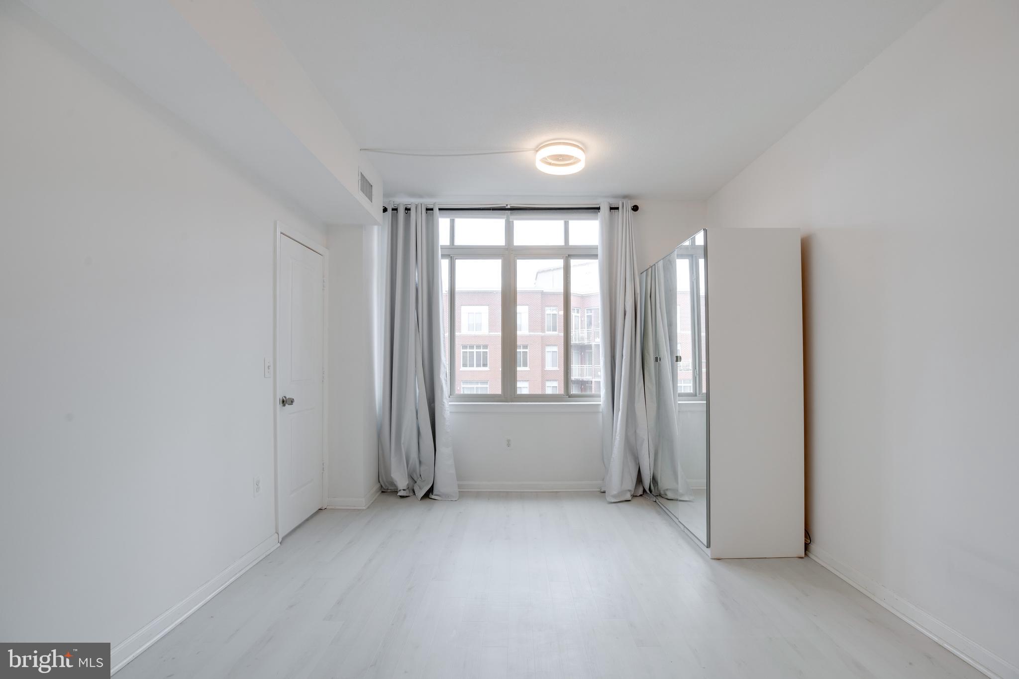 ELAN AT EAST MARKET - Residential