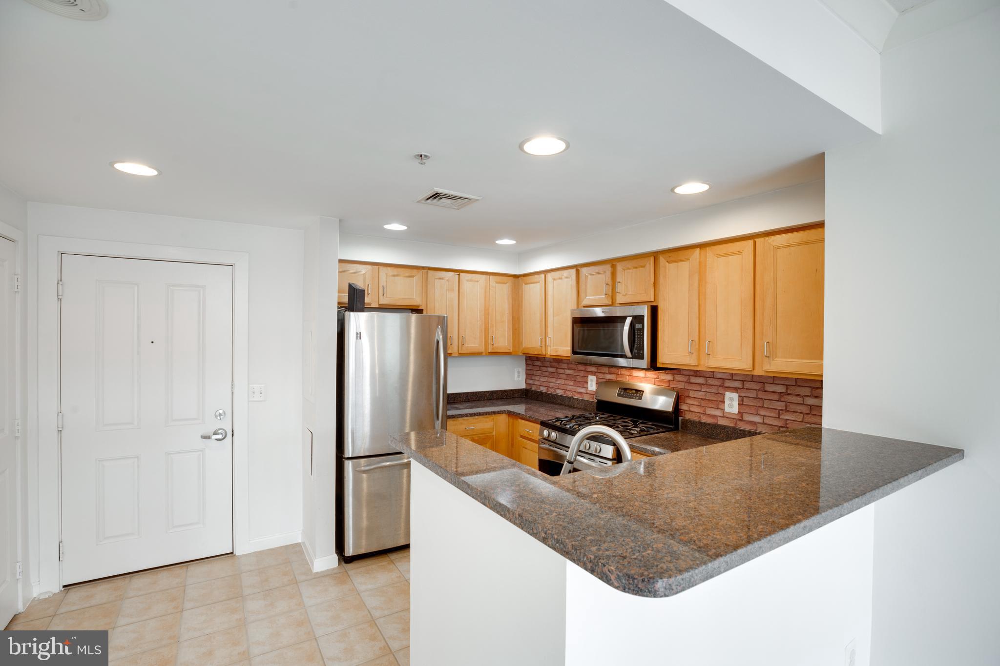 ELAN AT EAST MARKET - Residential