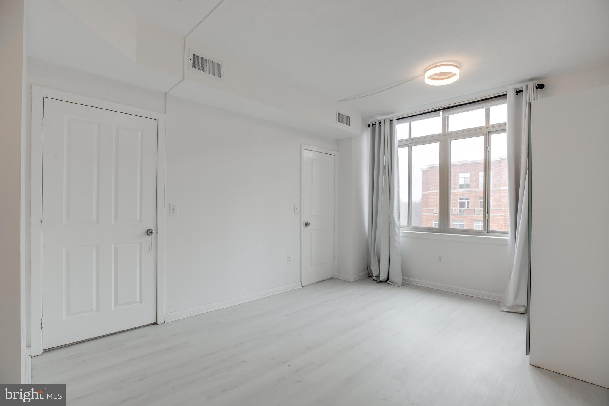 ELAN AT EAST MARKET - Residential