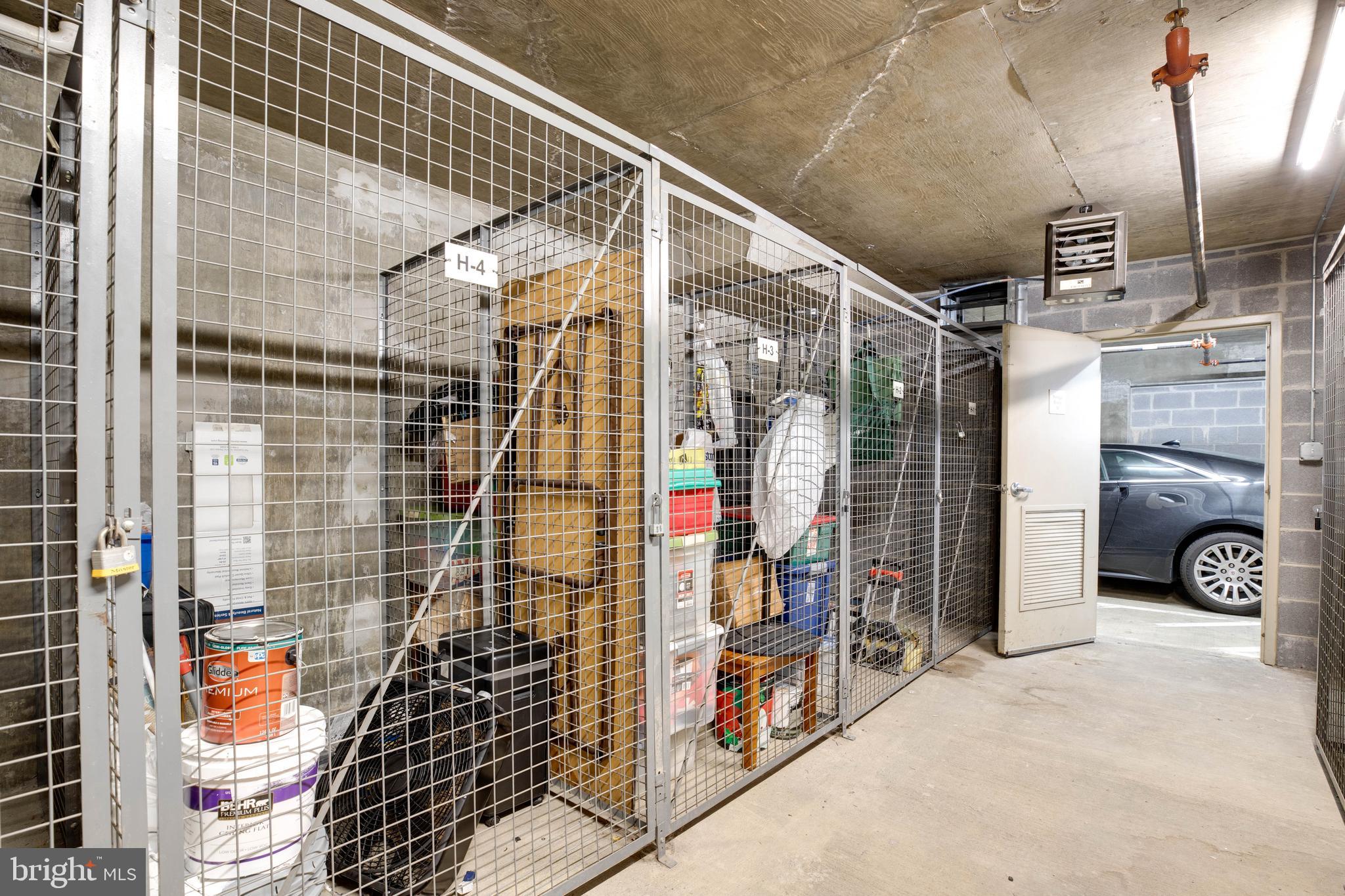 ELAN AT EAST MARKET - Residential