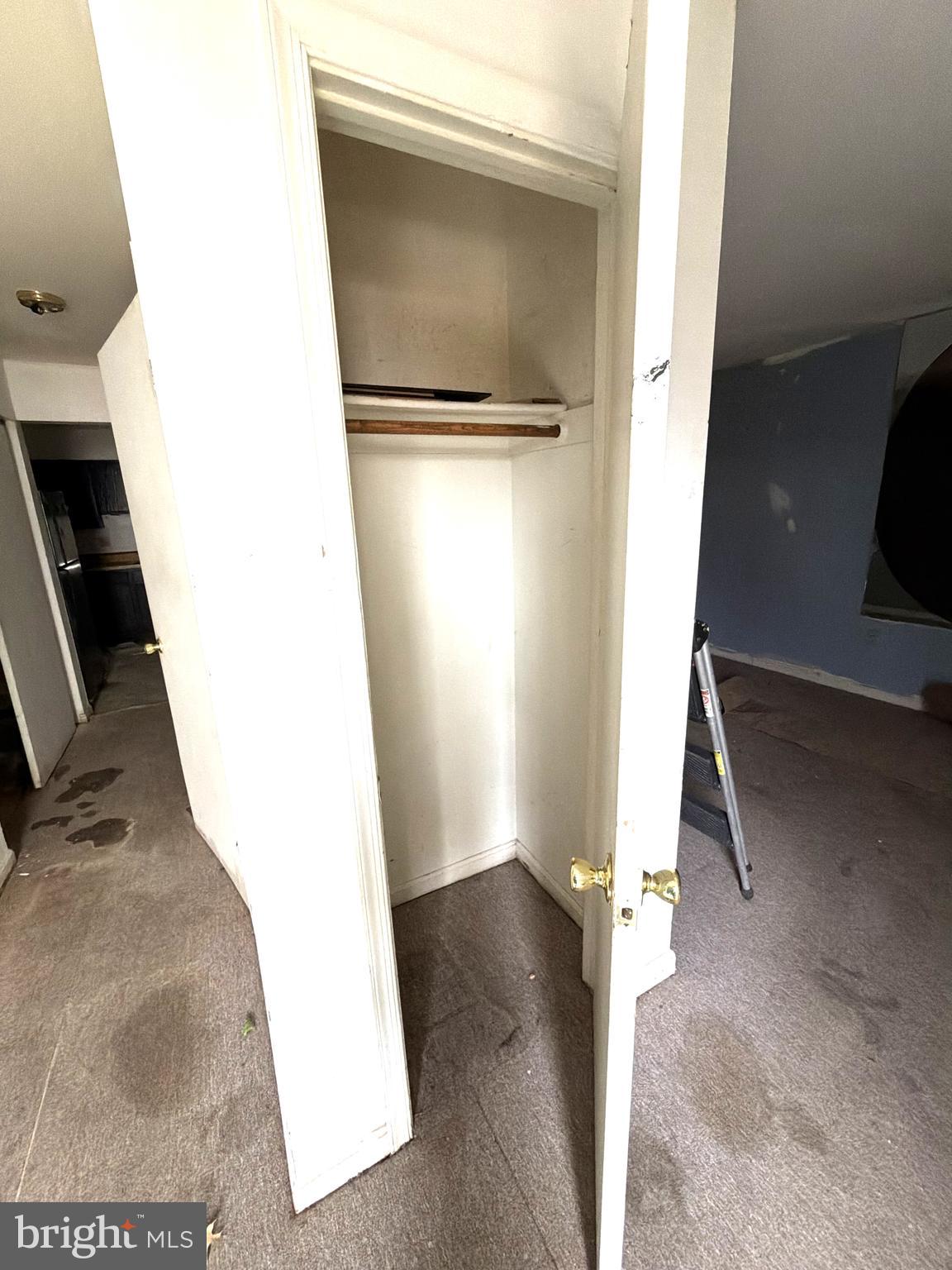 PARKWAY SQUARE PLAT ONE - Residential