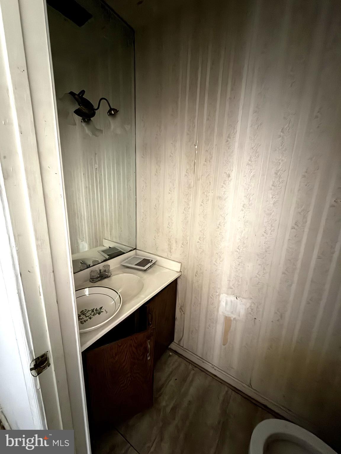 PARKWAY SQUARE PLAT ONE - Residential