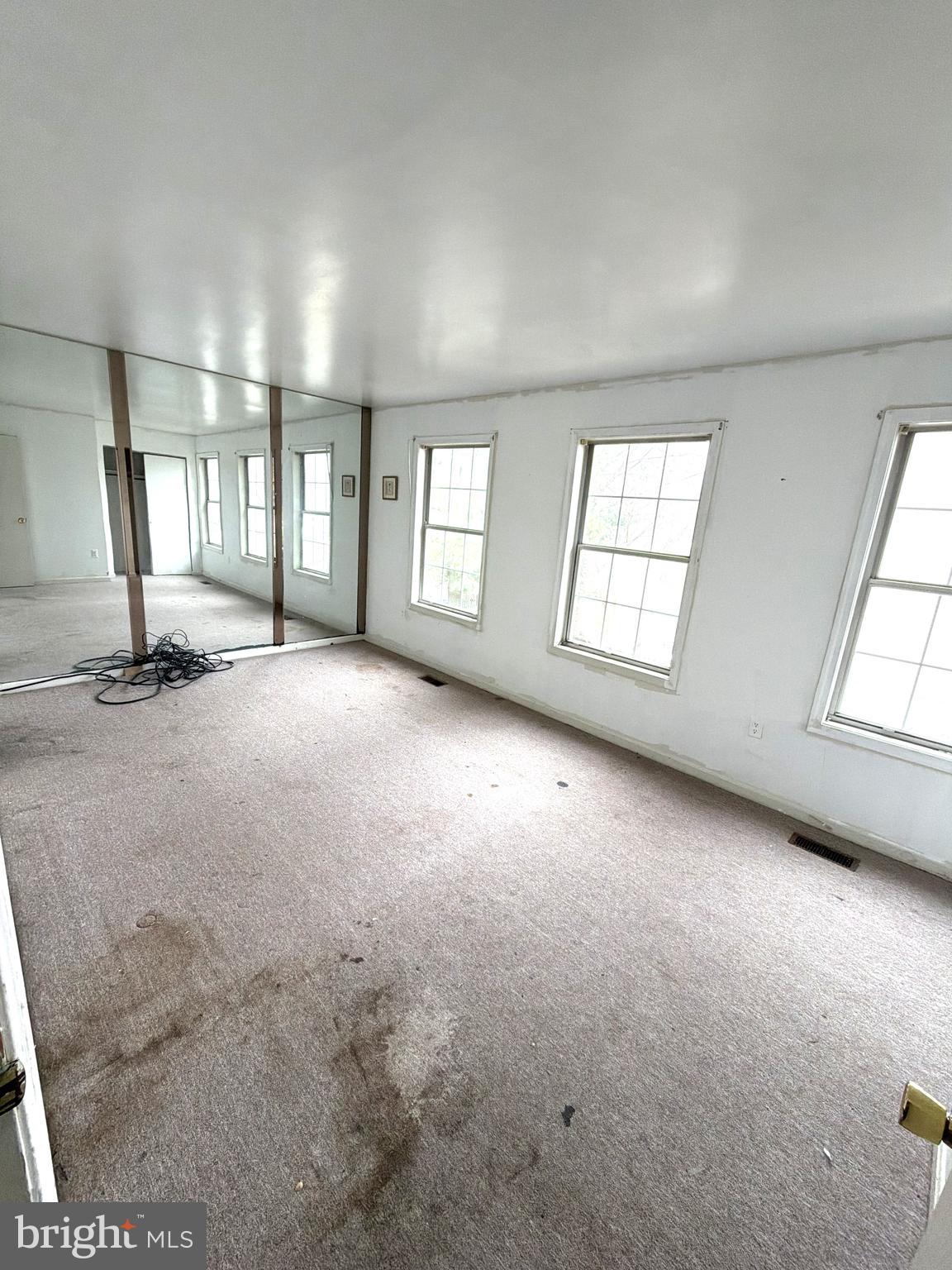 PARKWAY SQUARE PLAT ONE - Residential