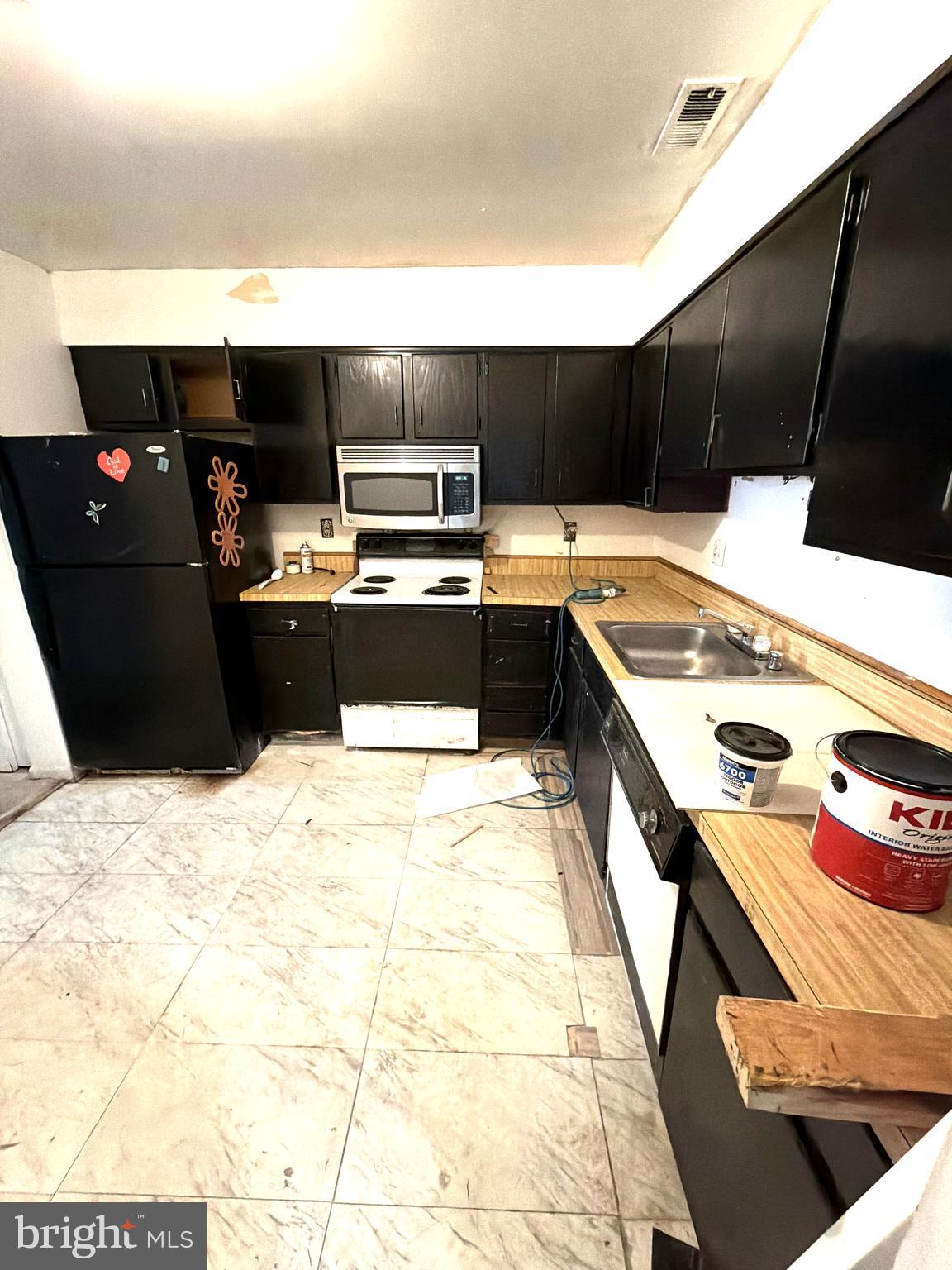 PARKWAY SQUARE PLAT ONE - Residential