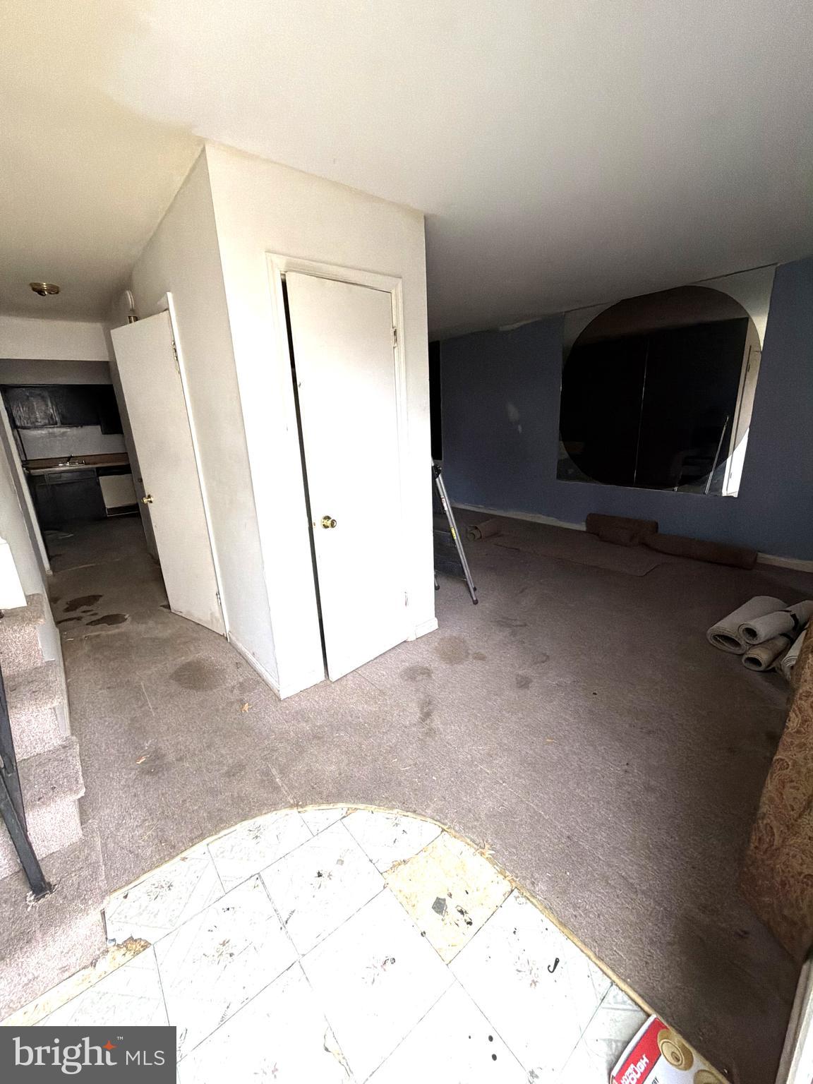 PARKWAY SQUARE PLAT ONE - Residential