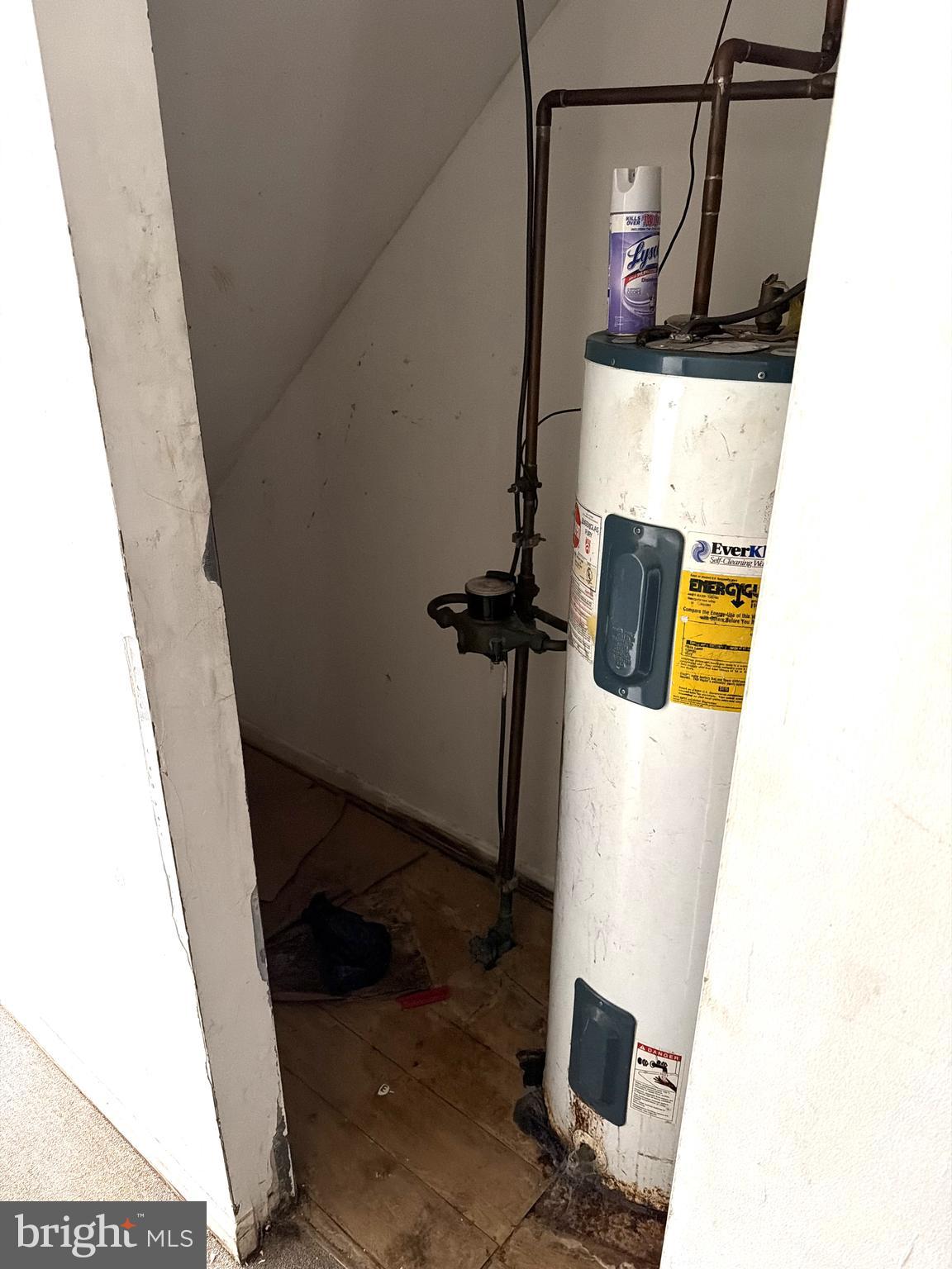 PARKWAY SQUARE PLAT ONE - Residential