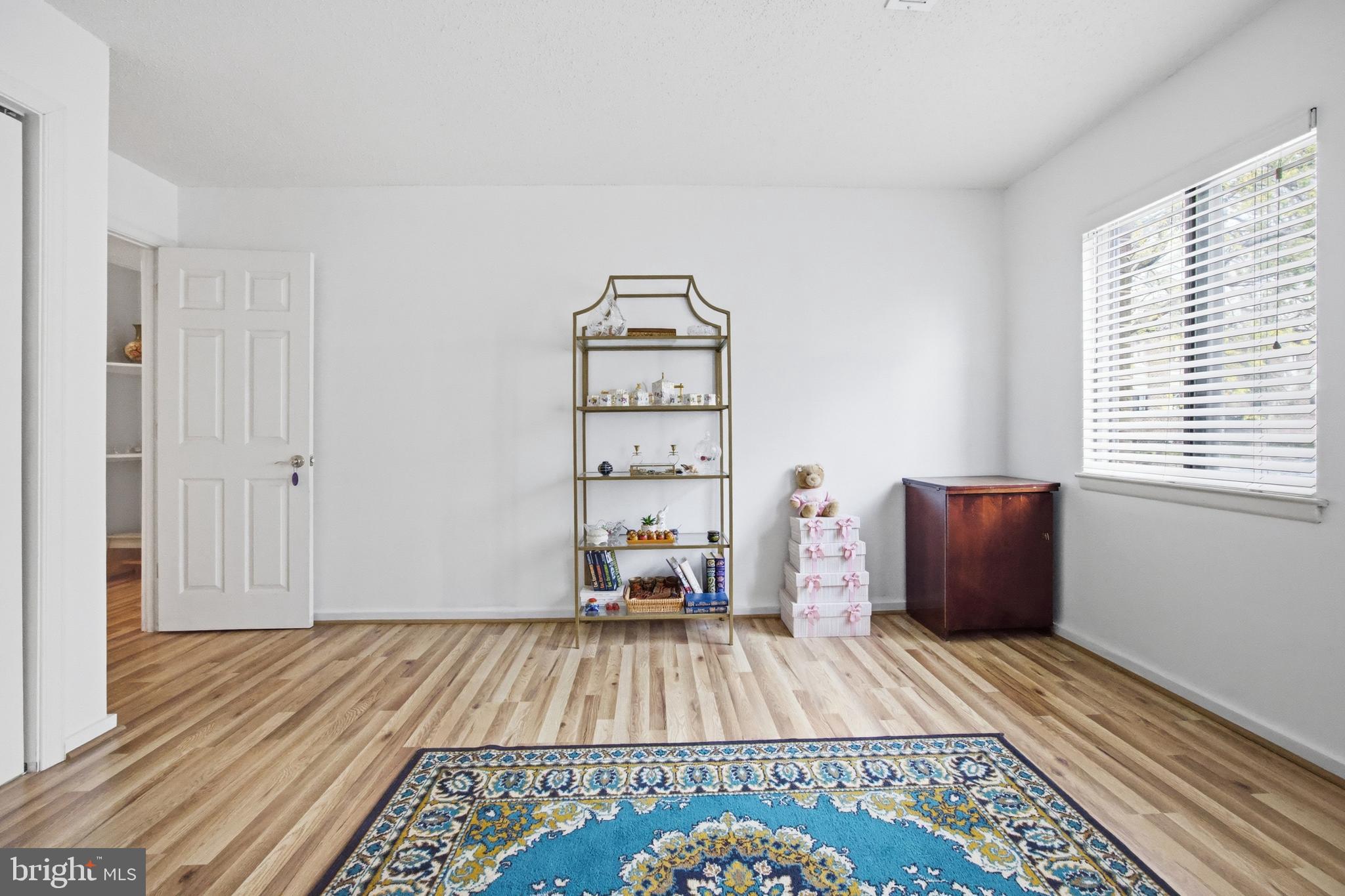 ROCKLAND RUN - Residential