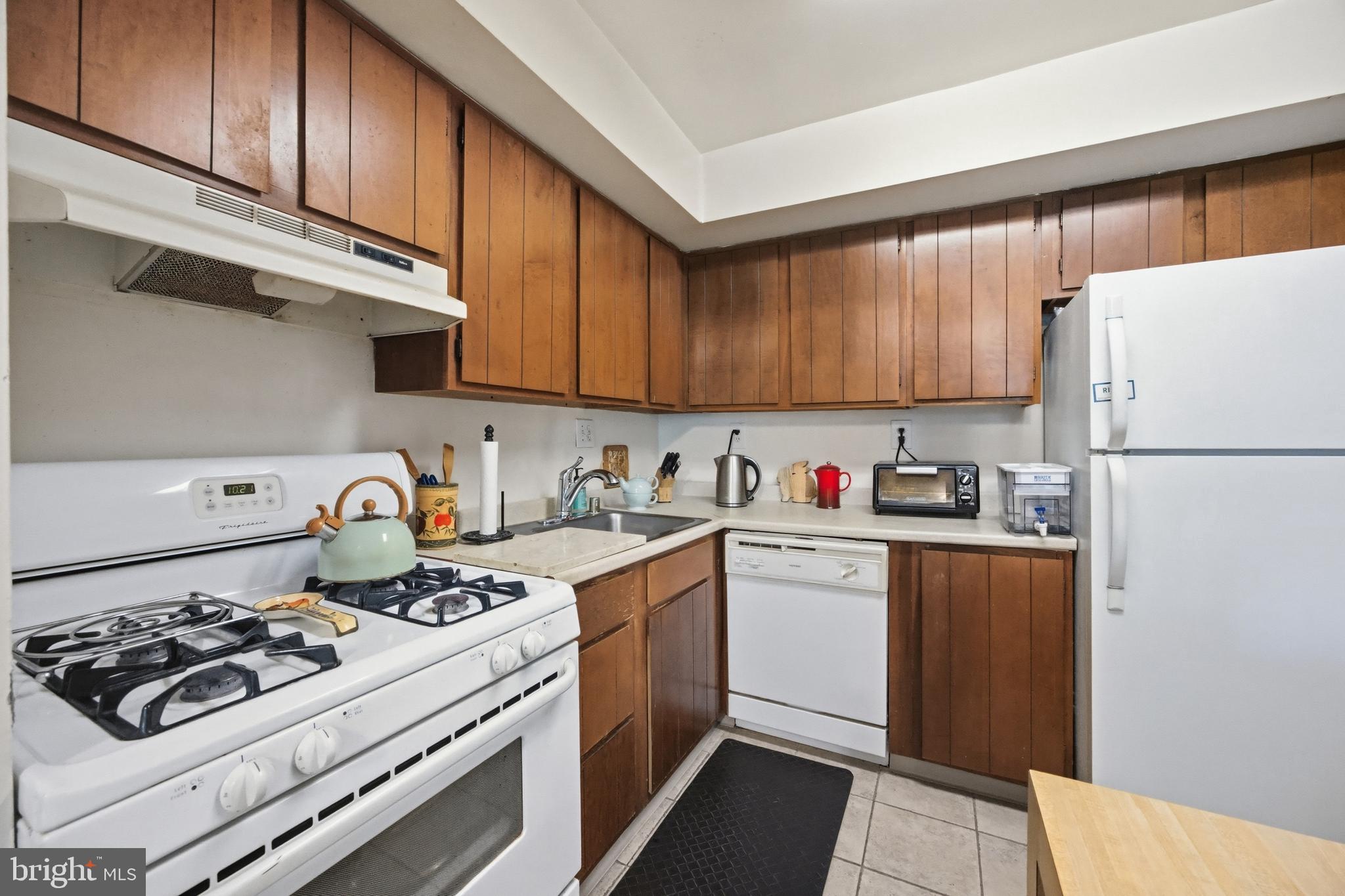 ROCKLAND RUN - Residential