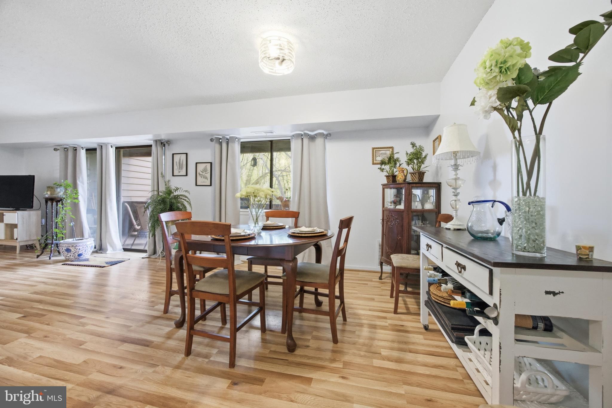 ROCKLAND RUN - Residential