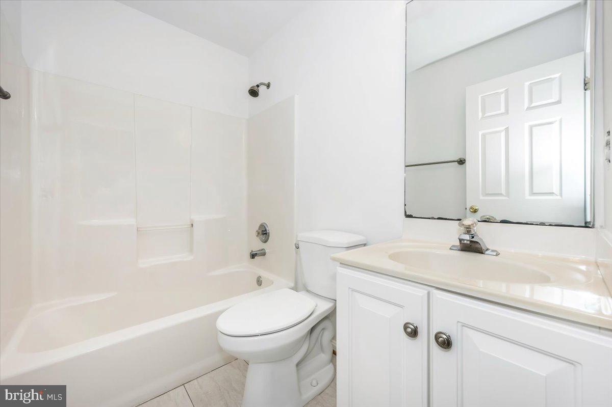 TINKERS CREEK - Residential