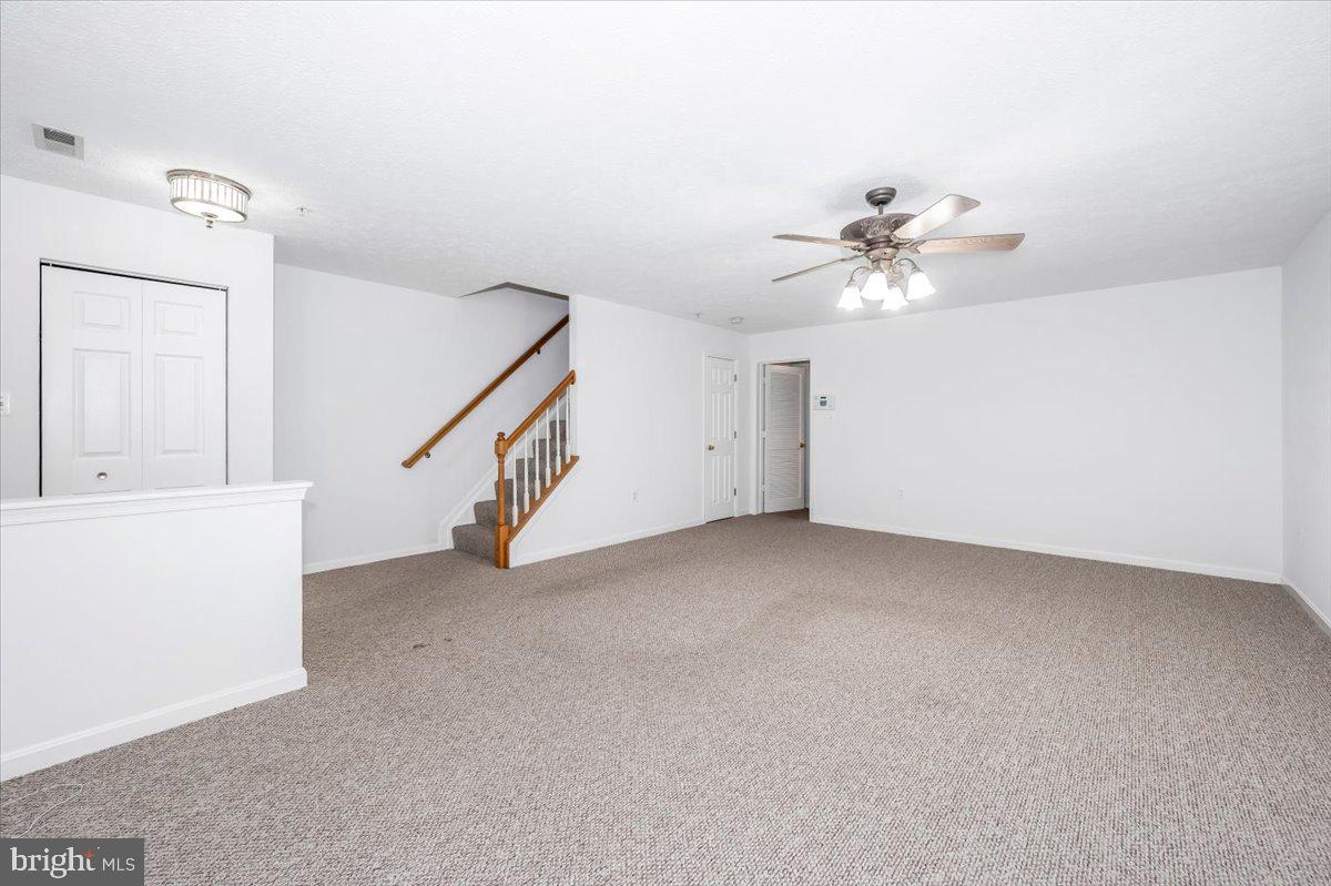 TINKERS CREEK - Residential