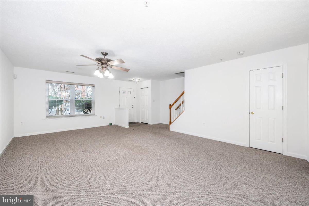 TINKERS CREEK - Residential